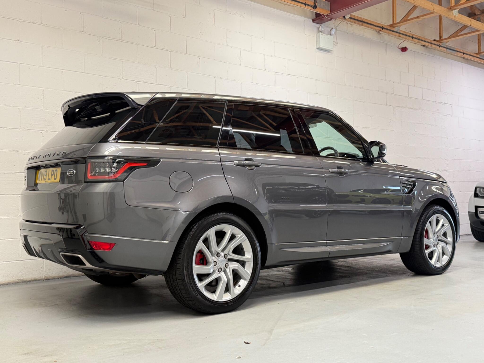Land Rover Range Rover Sport view 8