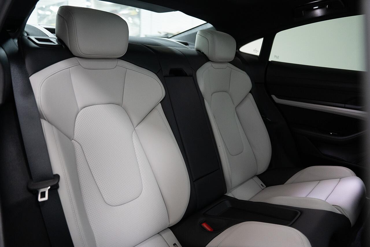 Porsche Taycan view 21