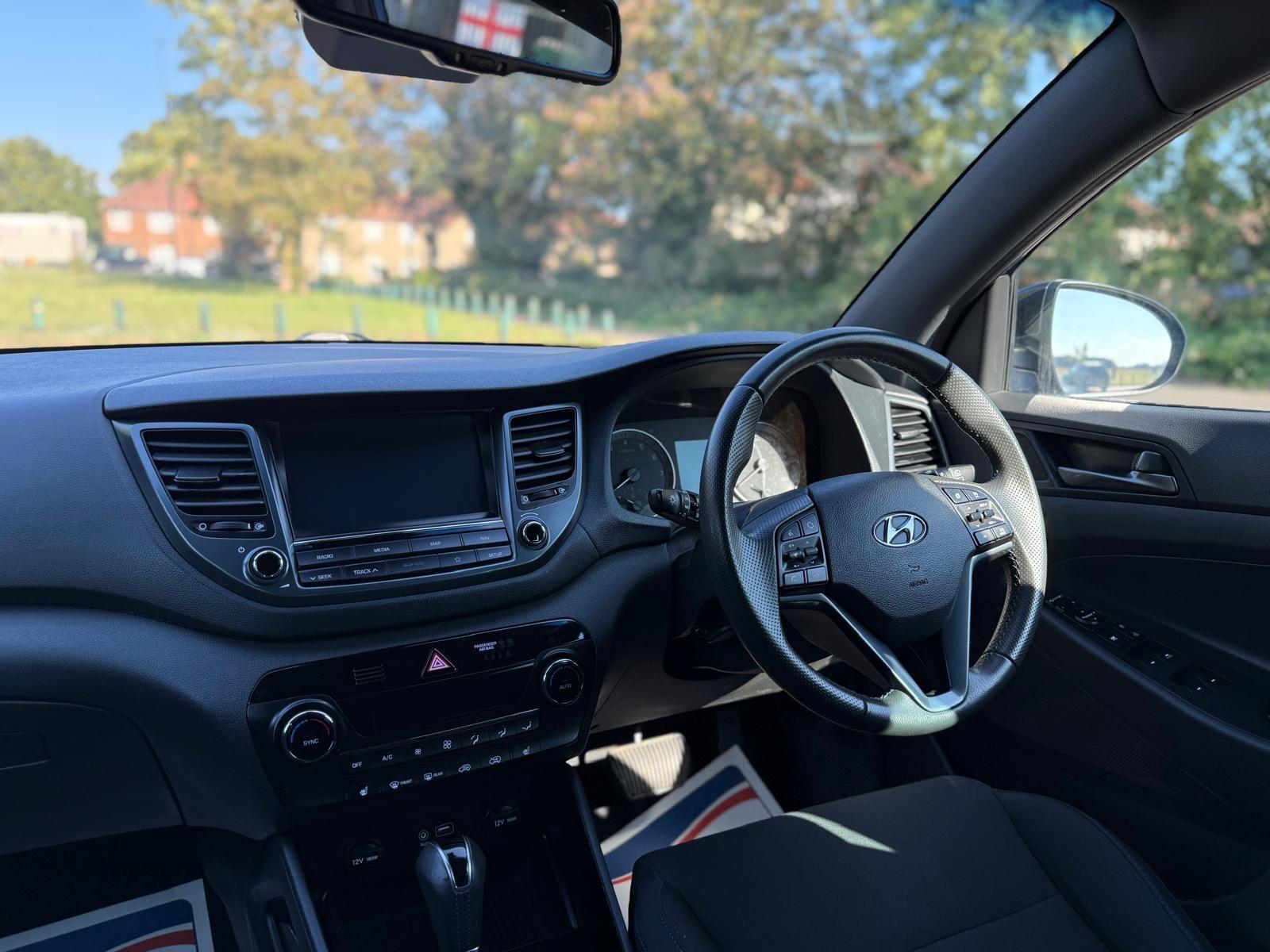 Hyundai Tucson view 25