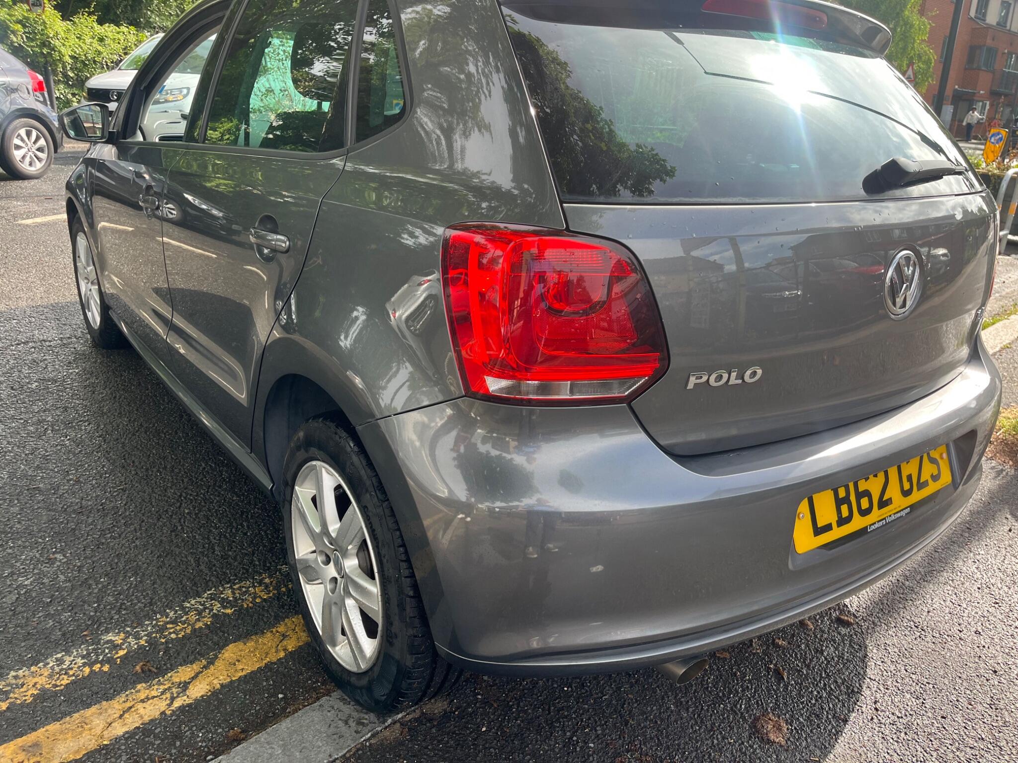 Volkswagen Polo view 4