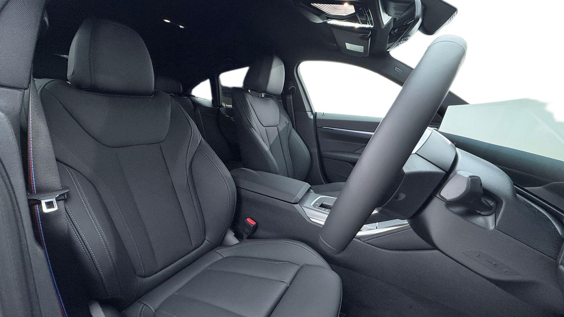 BMW I4 view 11