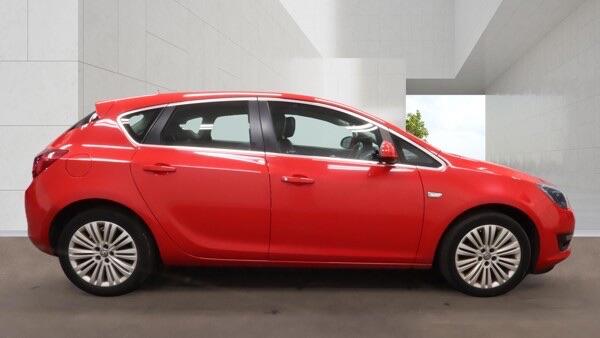 Vauxhall Astra view 5