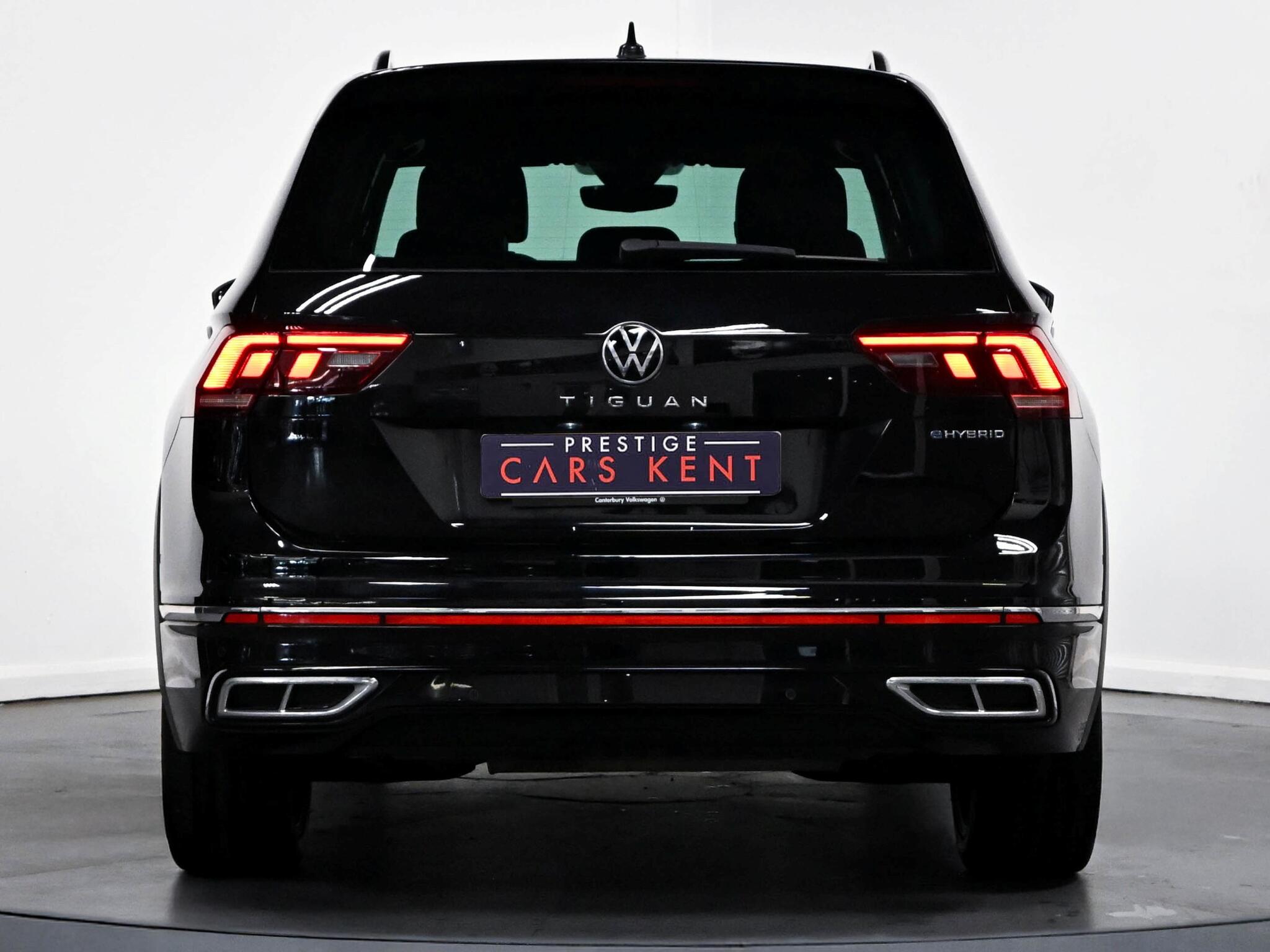 Volkswagen Tiguan view 6
