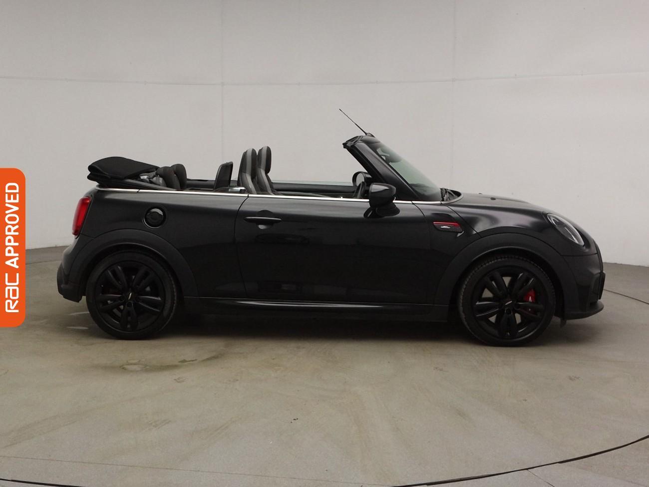 Mini Convertible view 6
