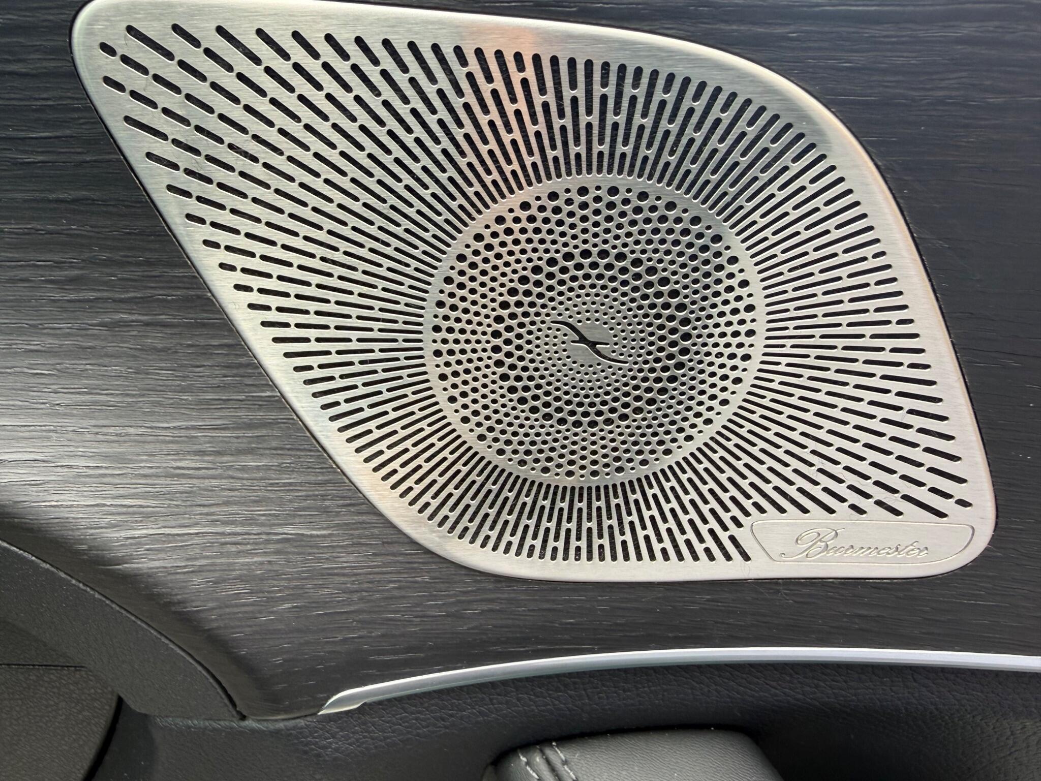 Mercedes-Benz Gle view 32