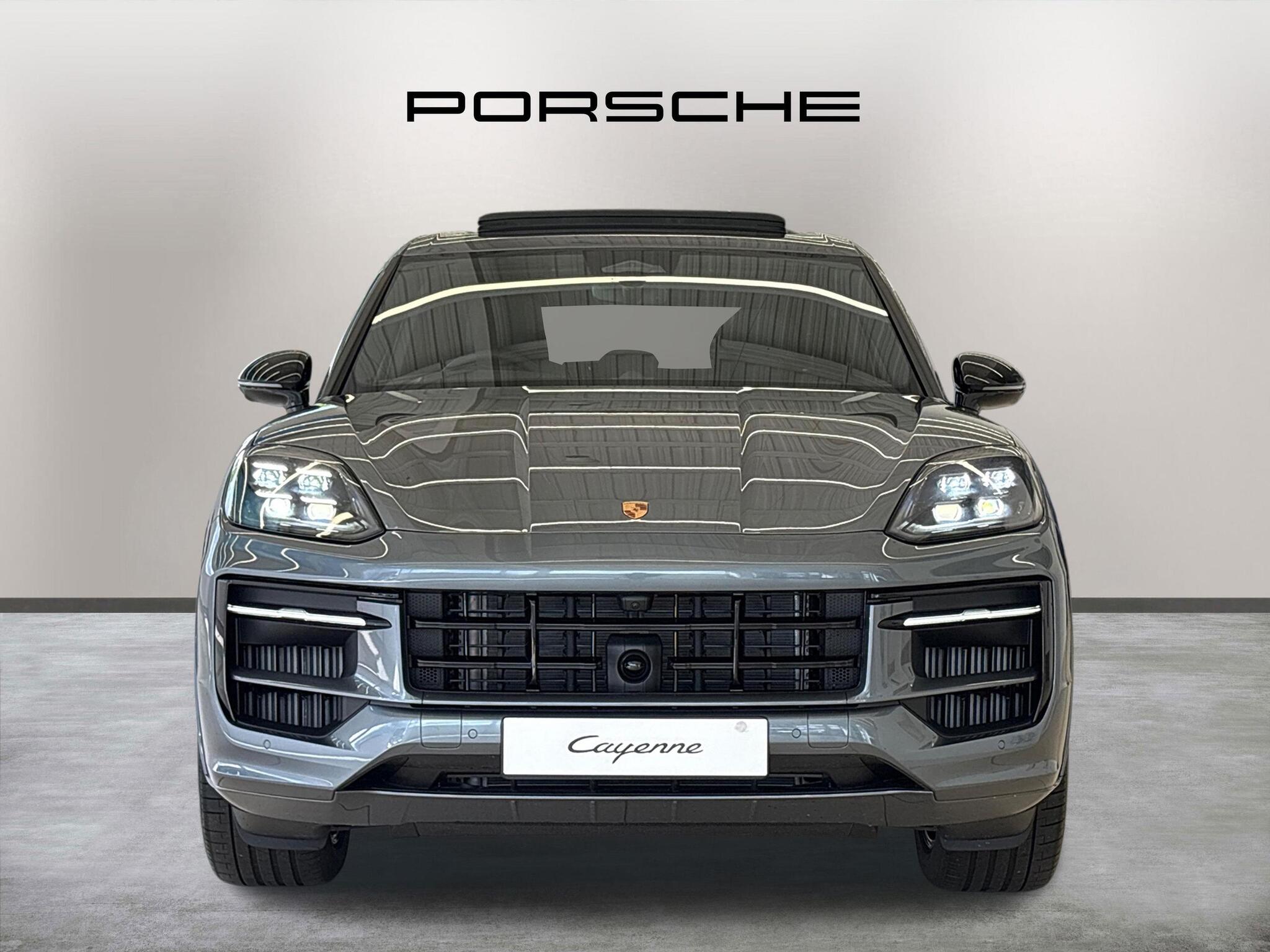 Porsche Cayenne view 2