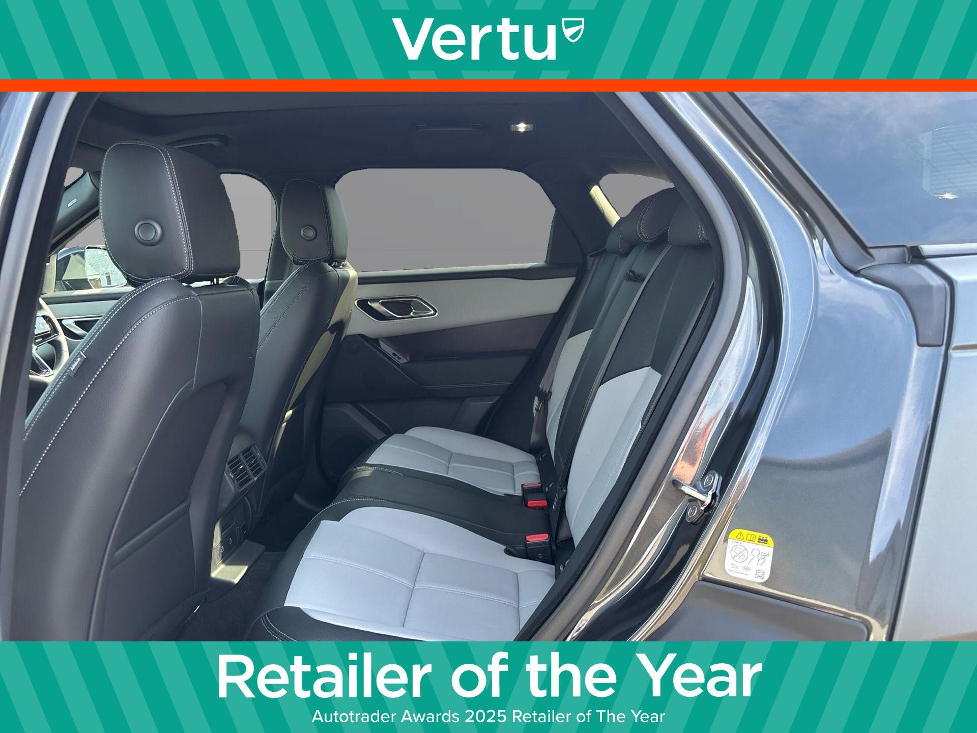 Land Rover Range Rover Velar view 4