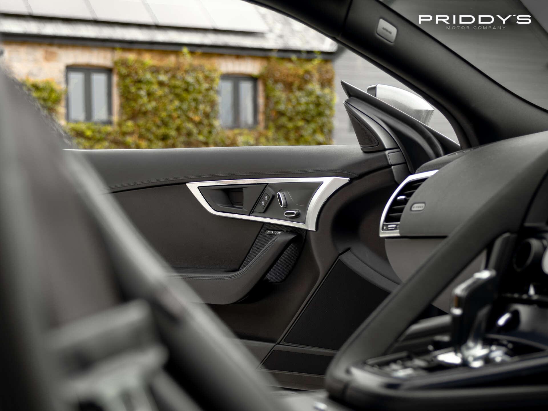 Jaguar F-Type view 22