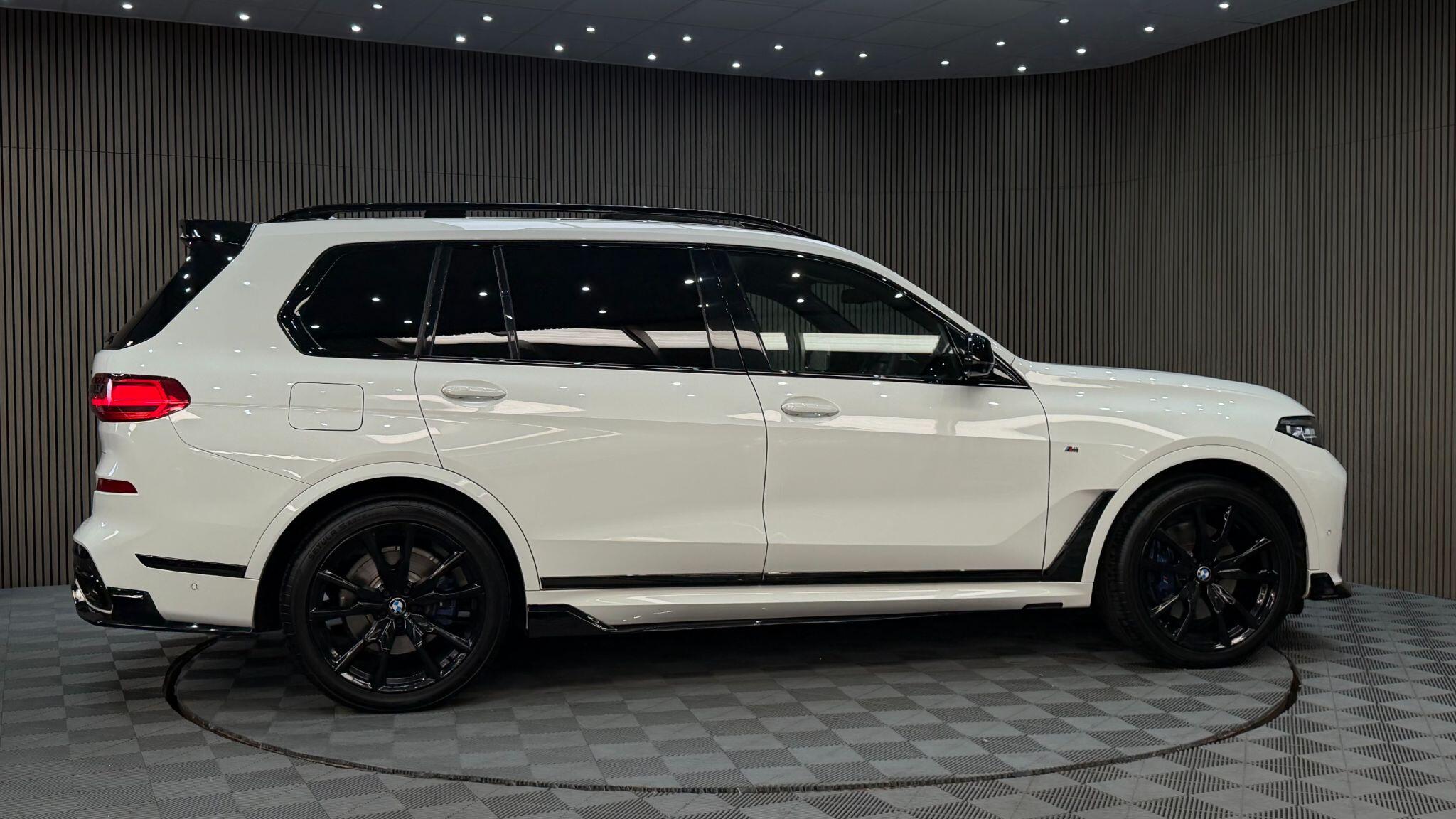 BMW X7 view 41