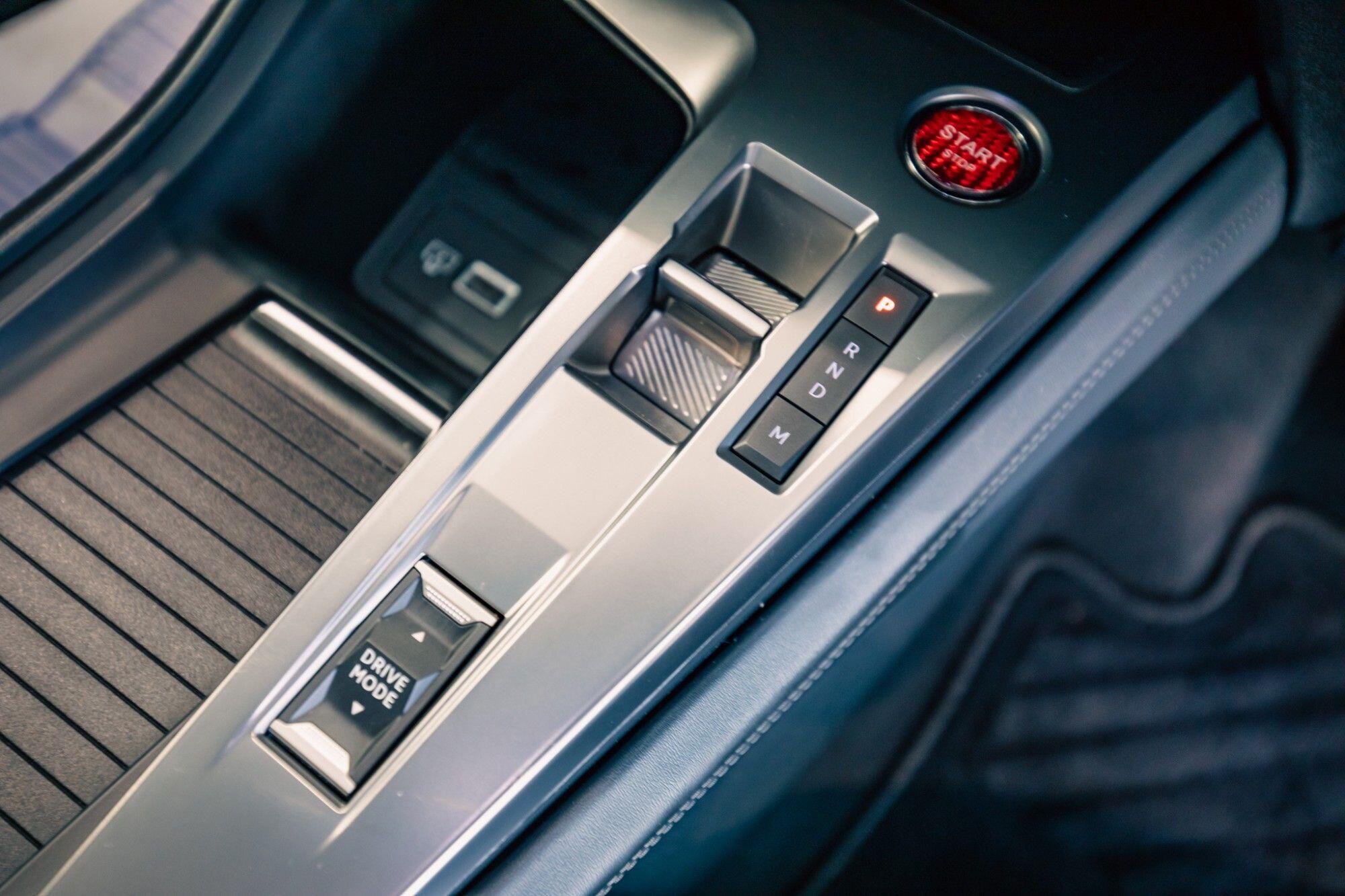 Peugeot 308 view 19