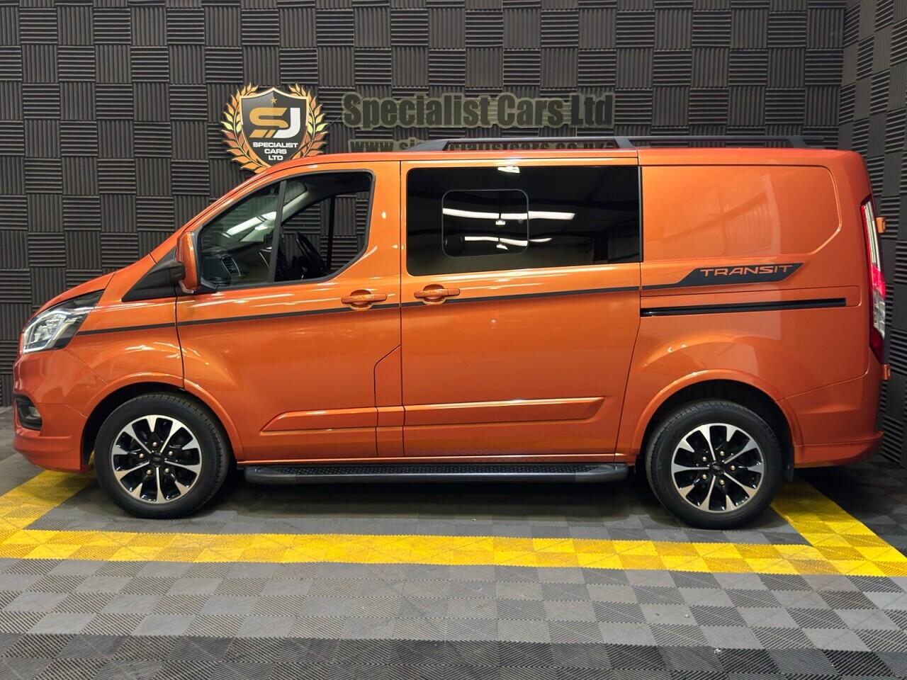 Ford Transit Custom view 23