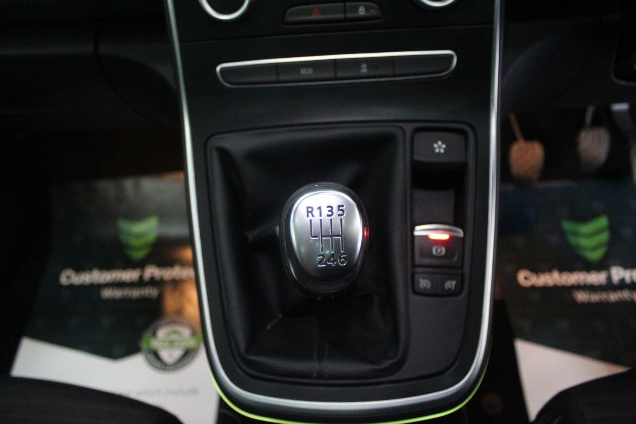 Renault Grand Scenic view 46