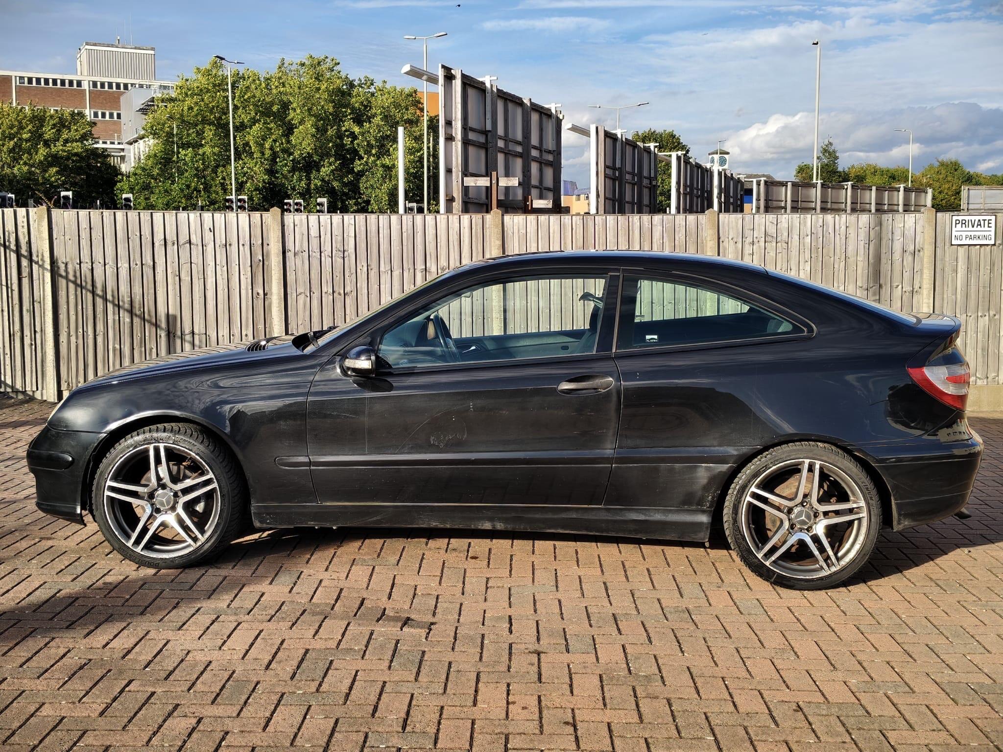 Mercedes-Benz C-Class view 7