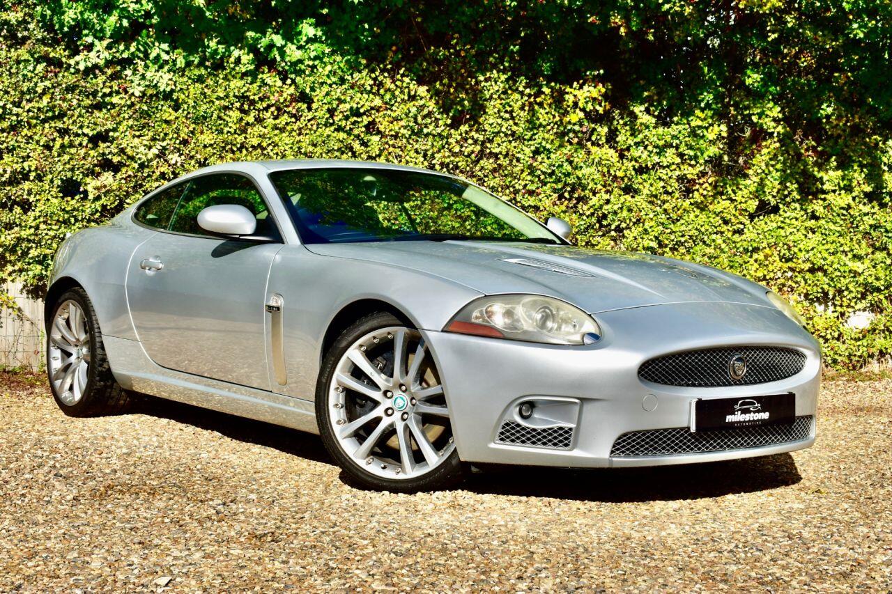 Jaguar XKR