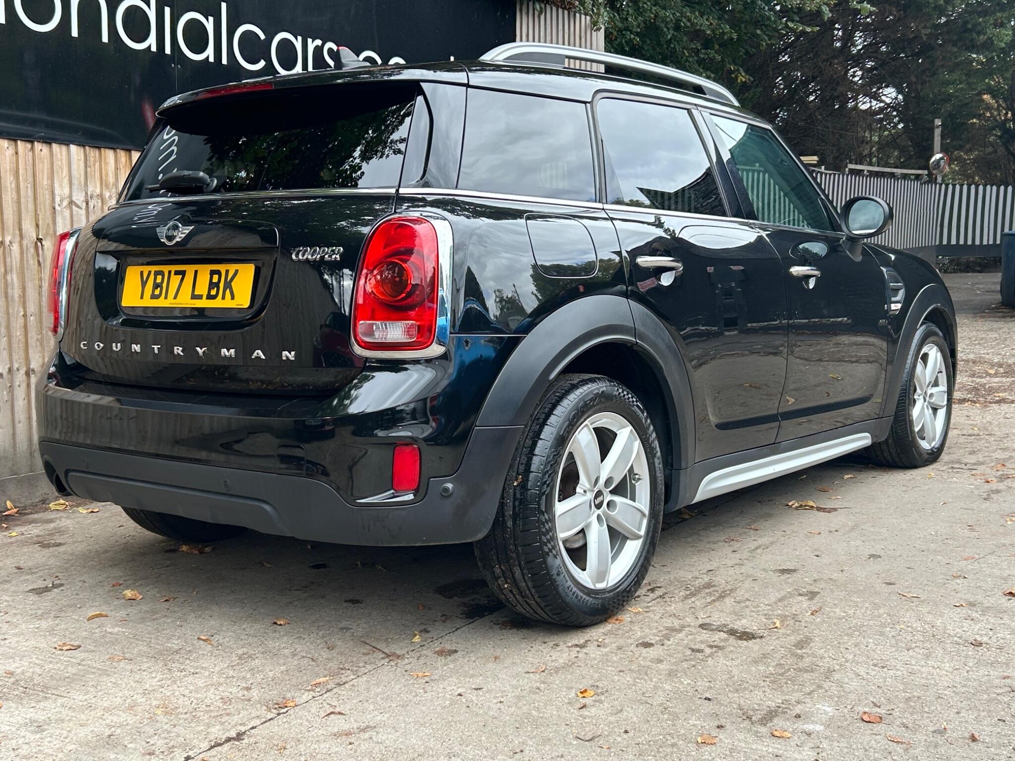 Mini Countryman view 19