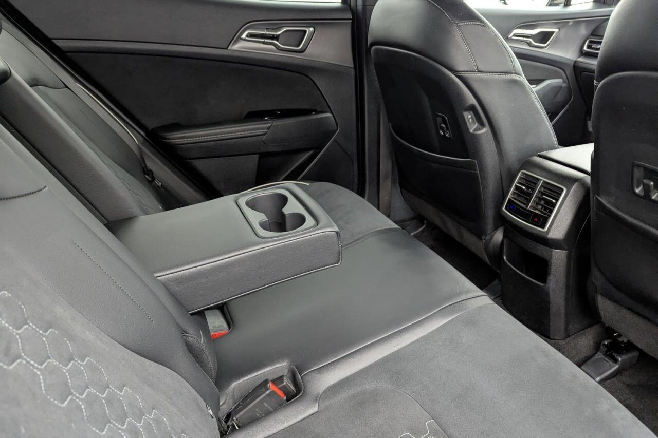 Kia Sportage view 18