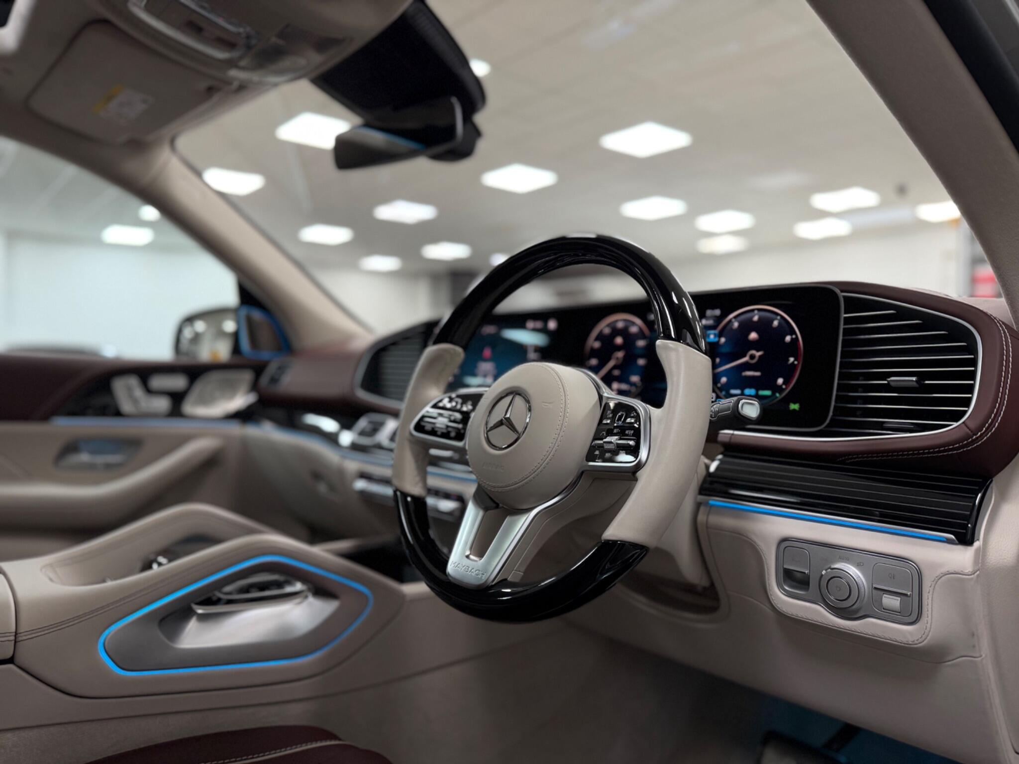 Mercedes-Benz GLS view 87
