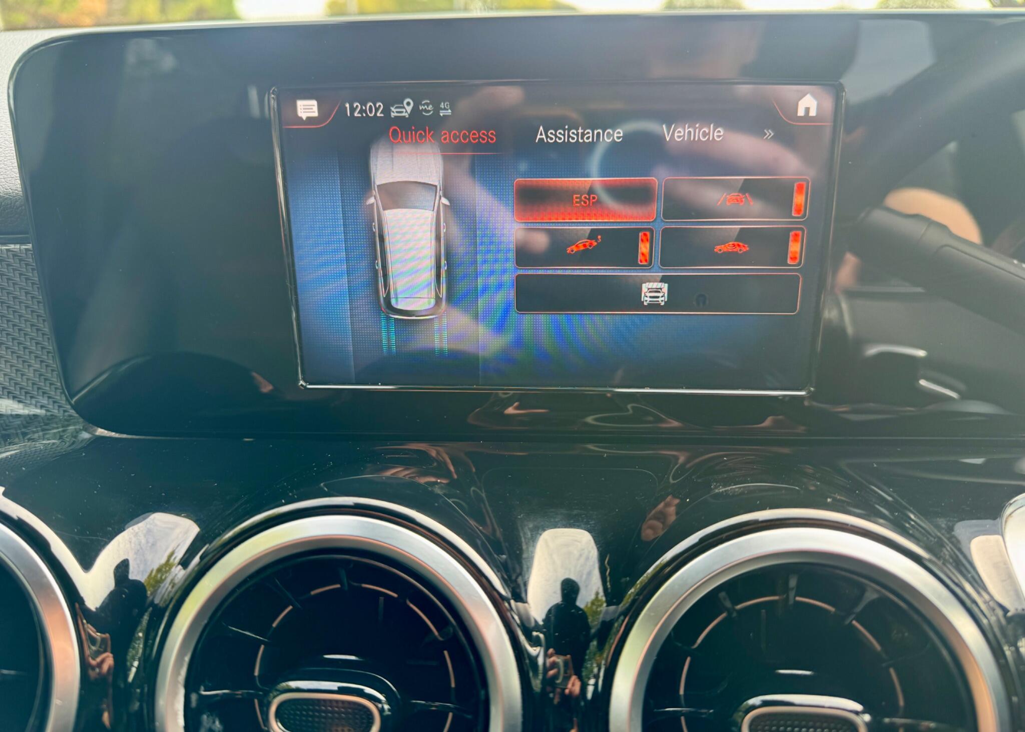Mercedes-Benz GLB view 63