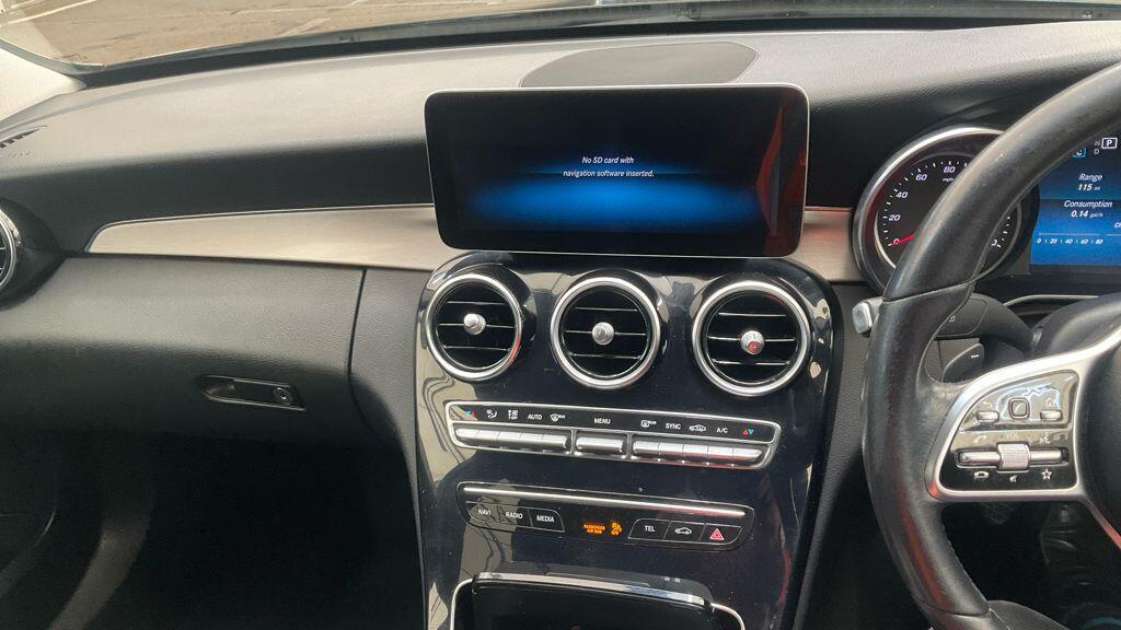 Mercedes-Benz C Class view 4