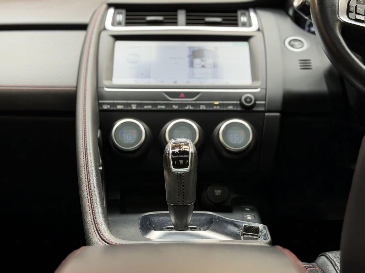Jaguar E-Pace view 43