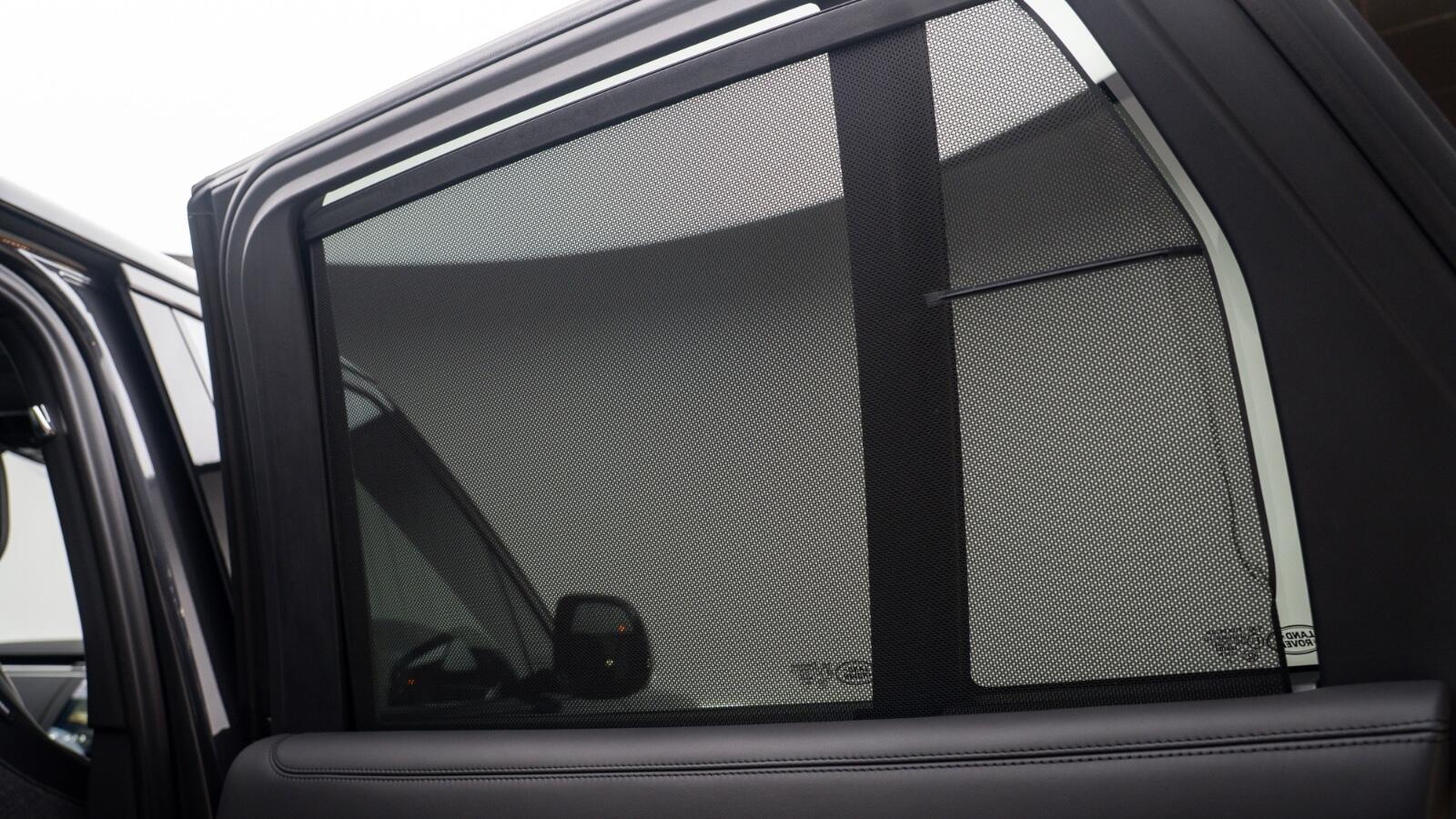 Land Rover Range Rover view 37