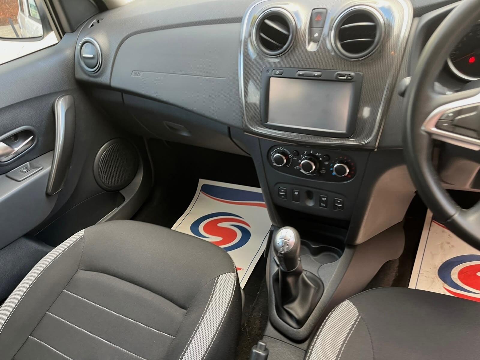 Dacia Sandero view 20