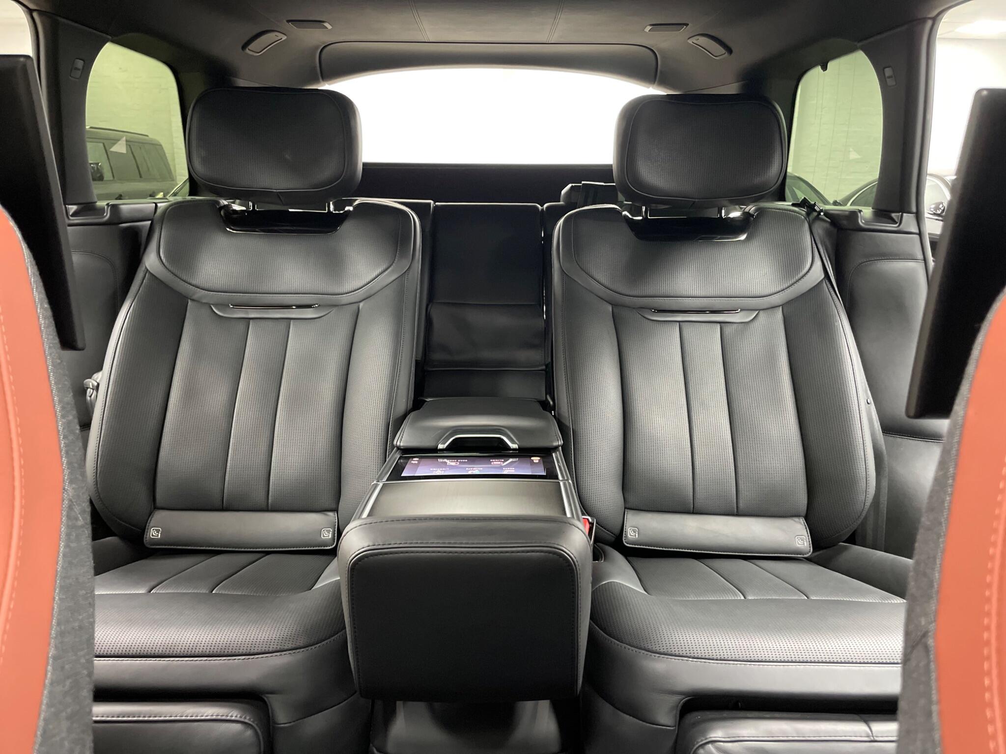 Land Rover Range Rover view 29