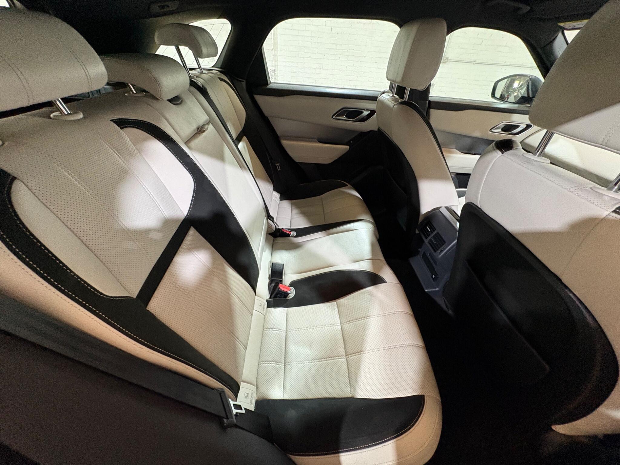 Land Rover Range Rover Velar view 83