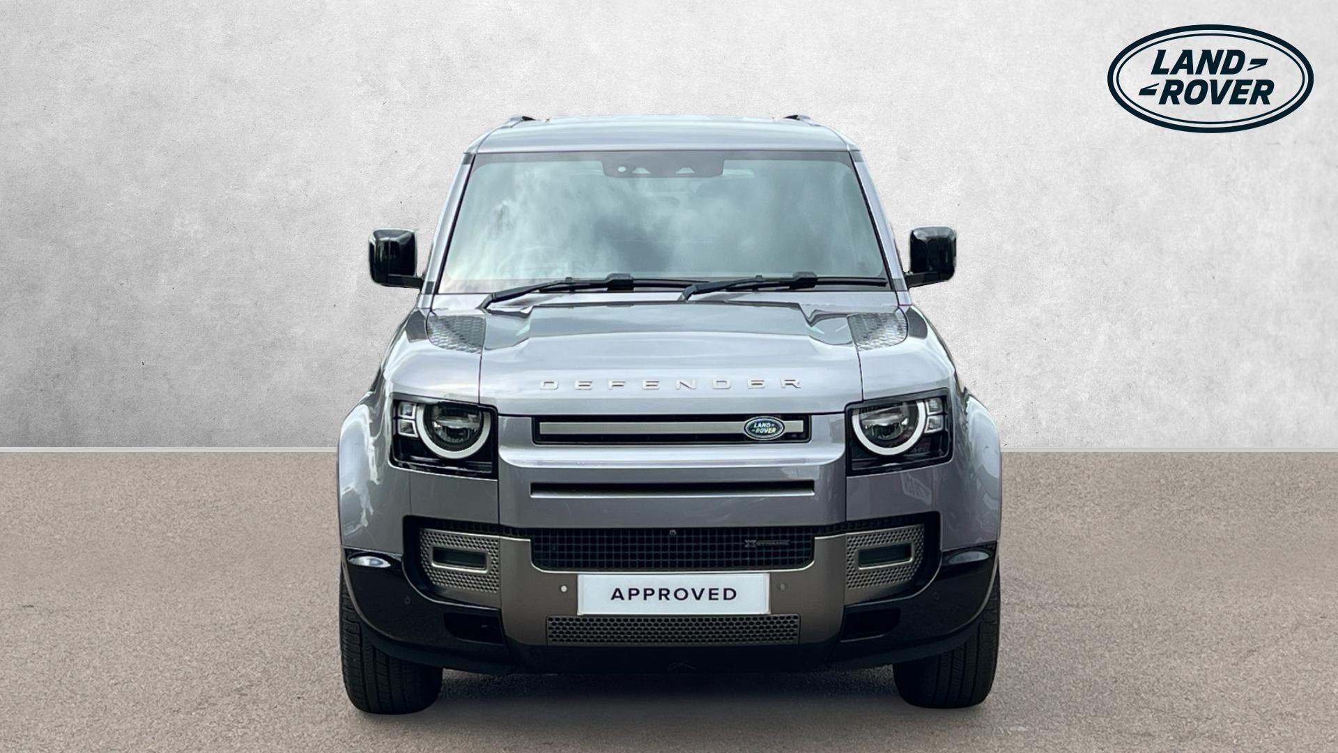 Land Rover Defender view 8