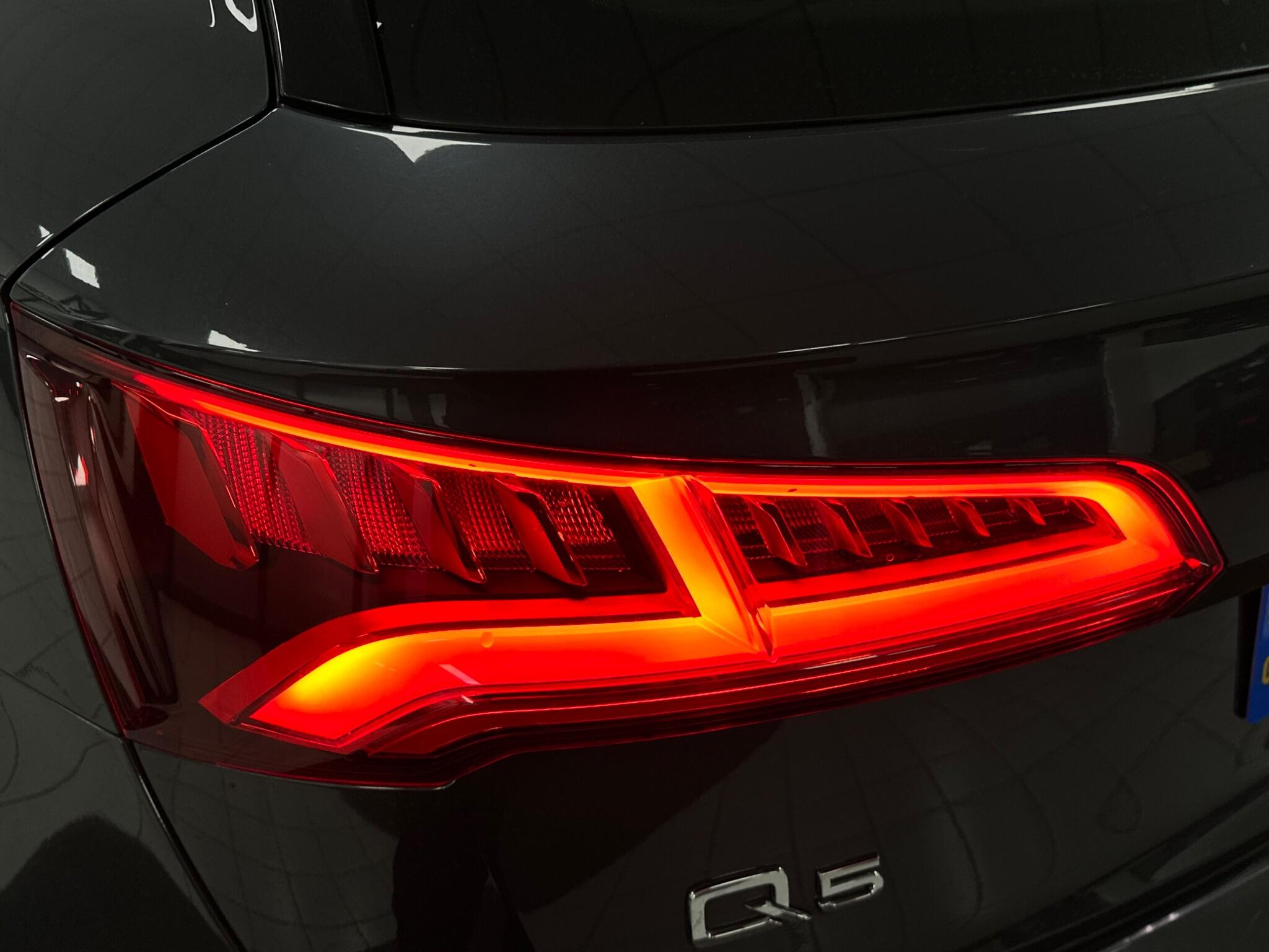 Audi Q5 view 34