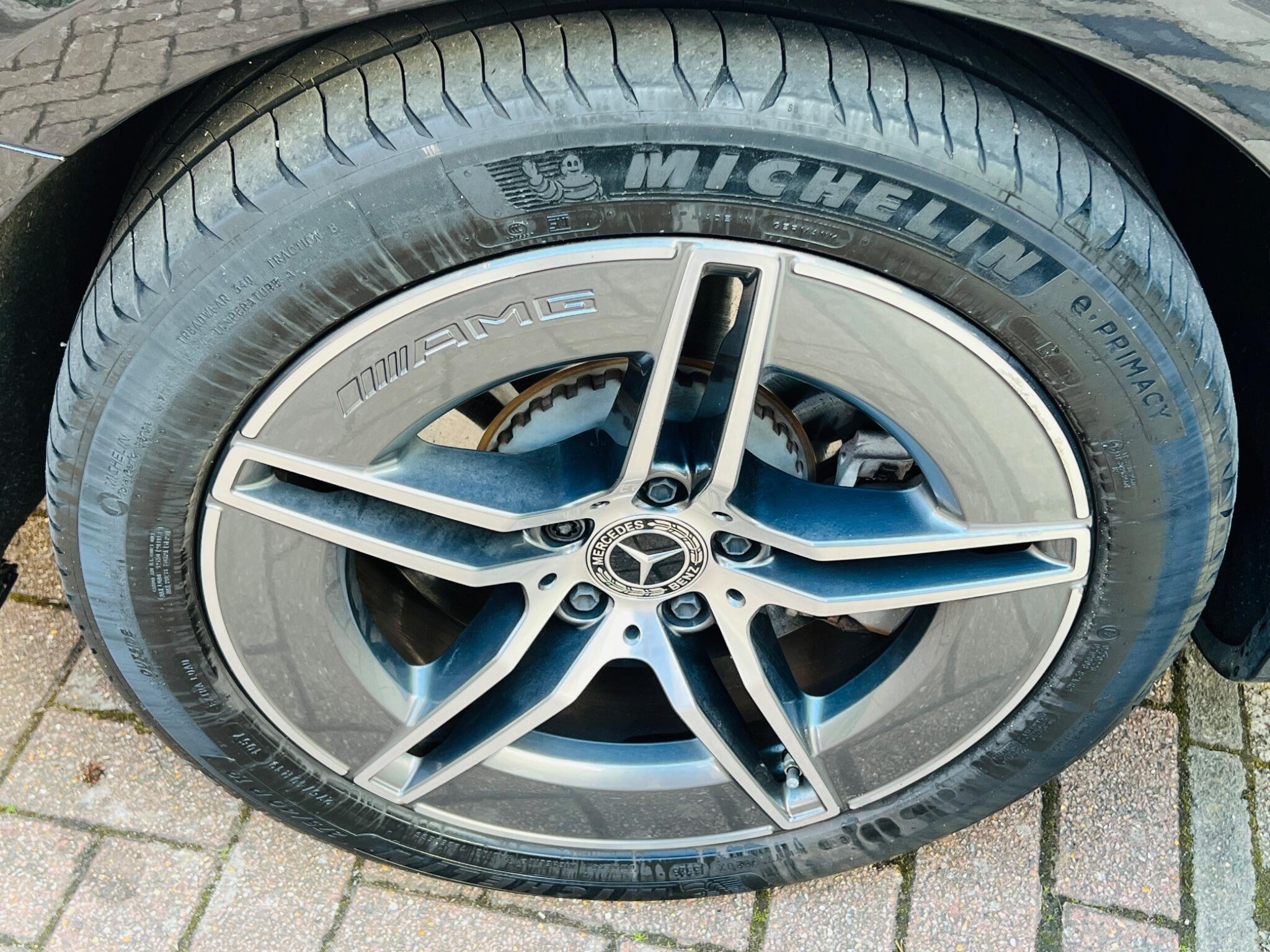 Mercedes-Benz E Class view 20
