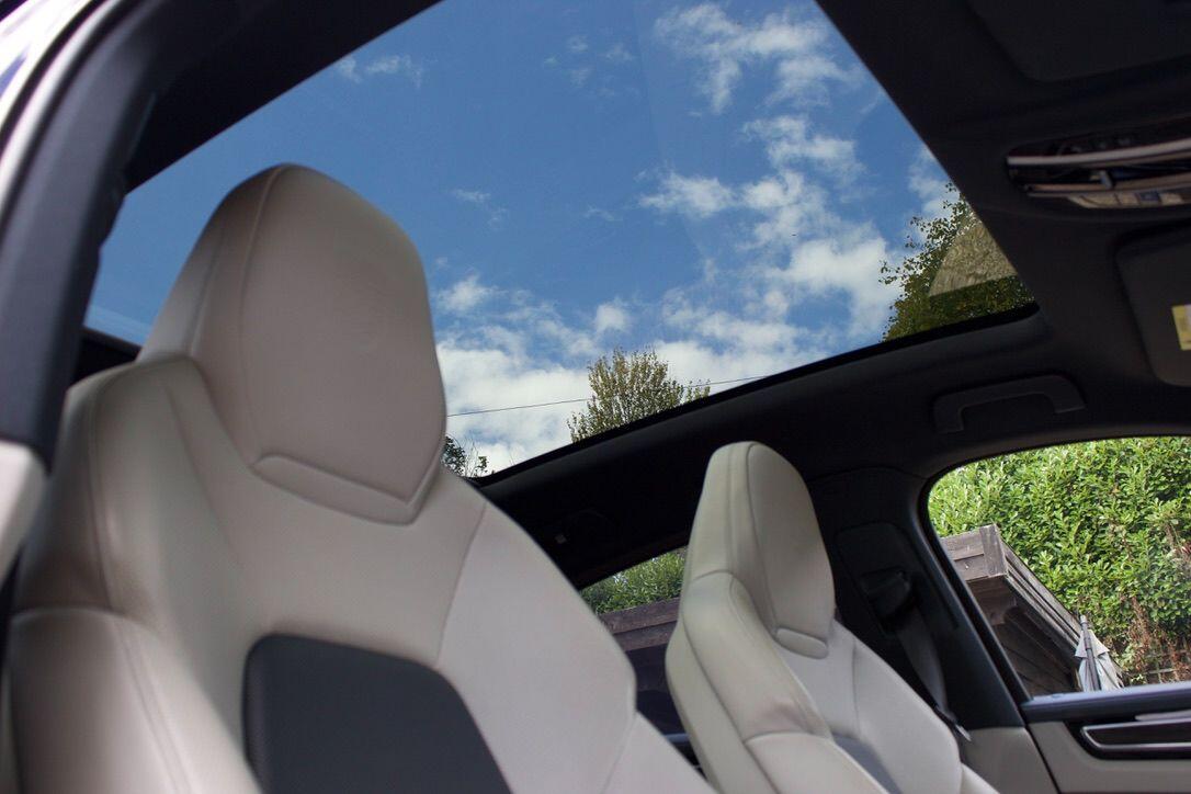 Porsche Cayenne view 9