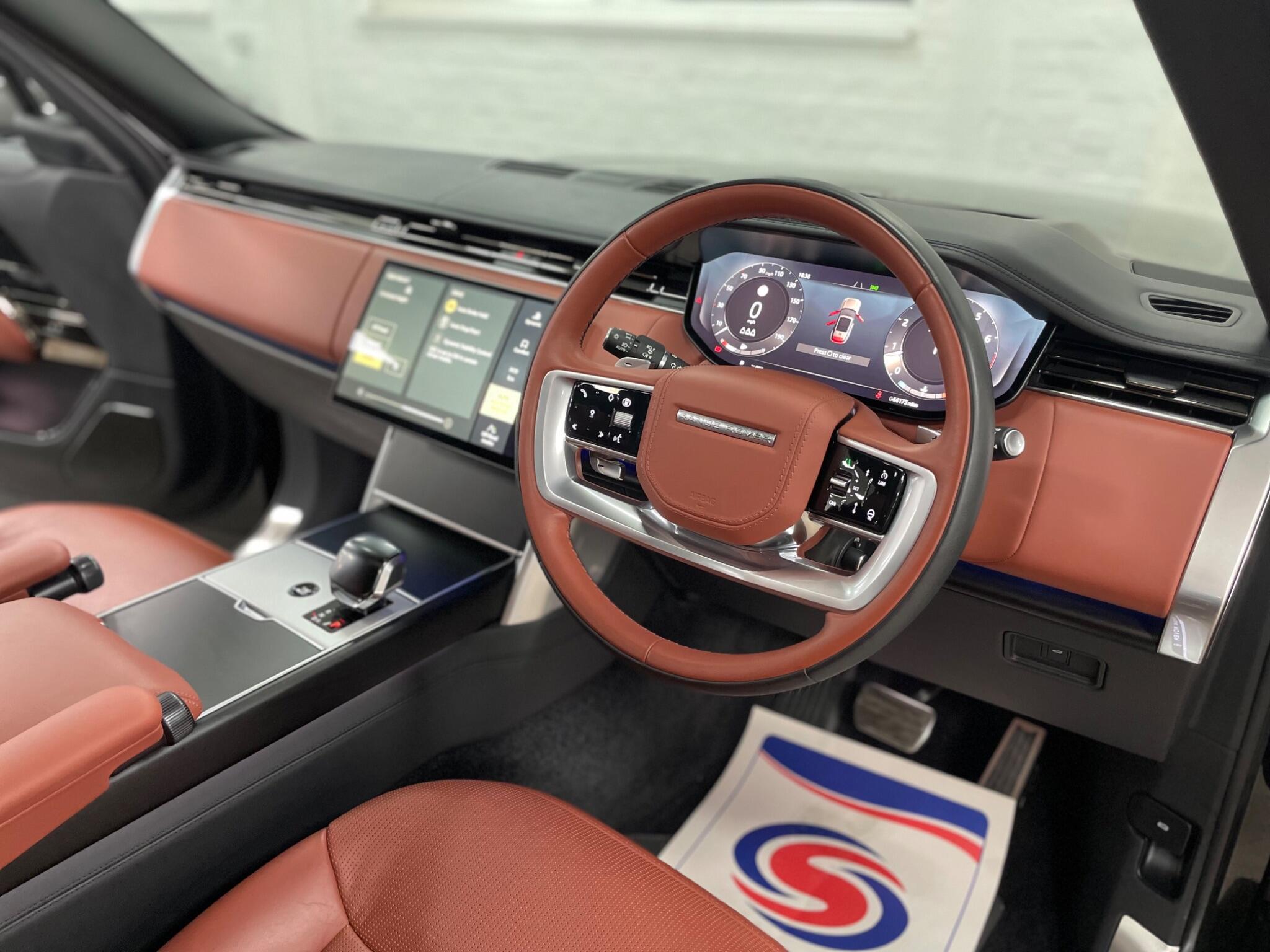 Land Rover Range Rover view 37