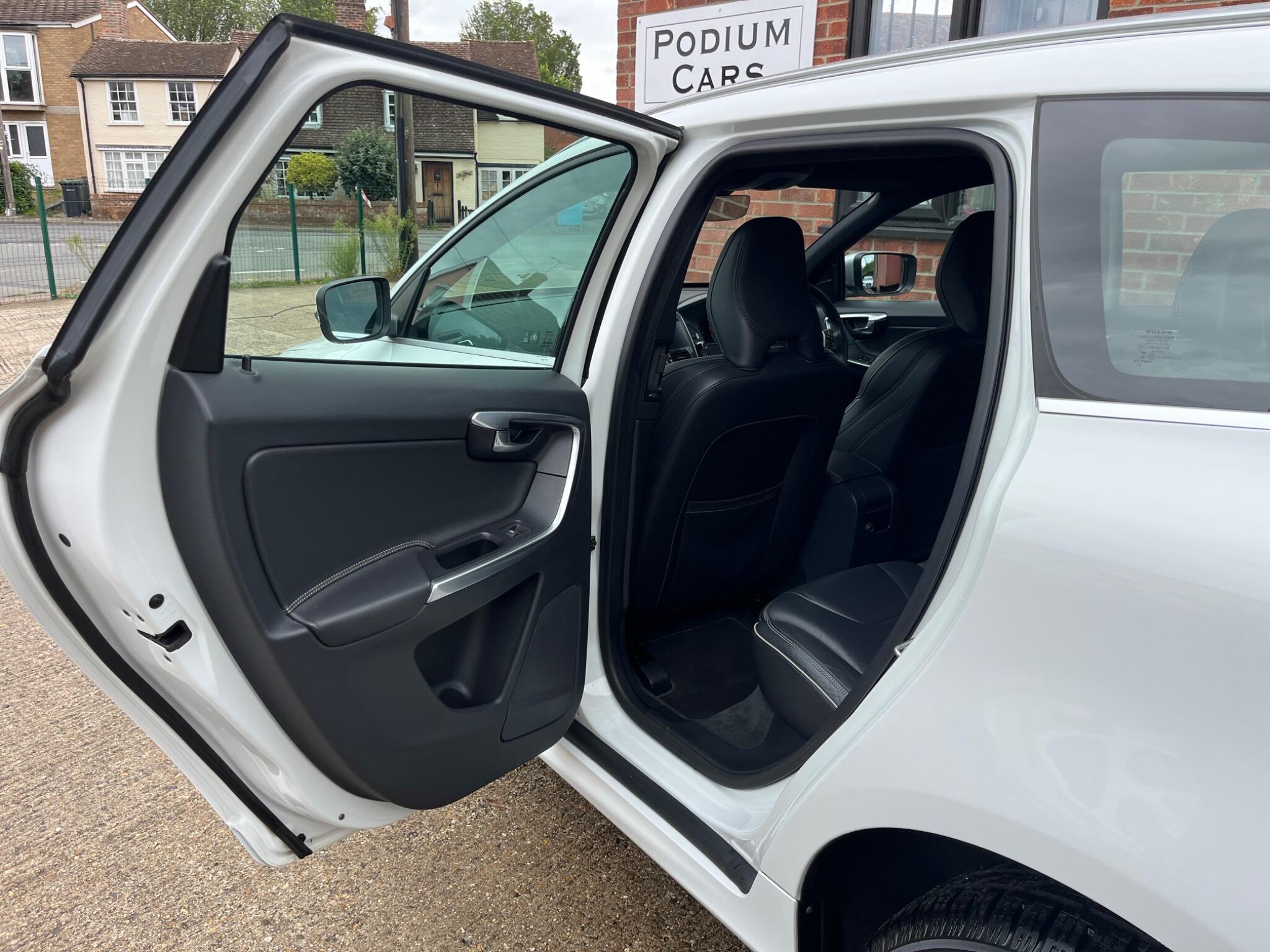 Volvo XC60 view 73