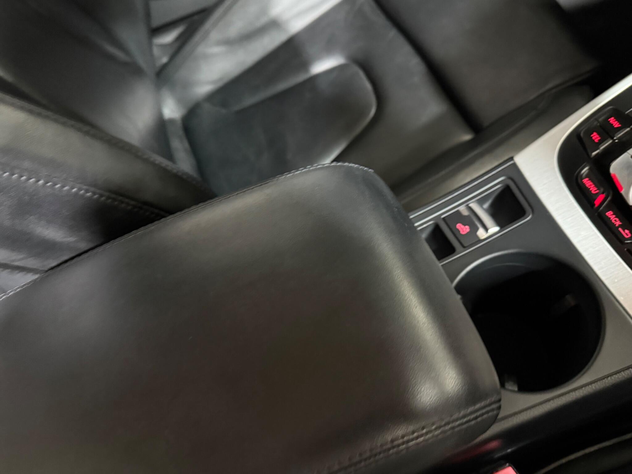 Audi A5 Cabriolet view 35