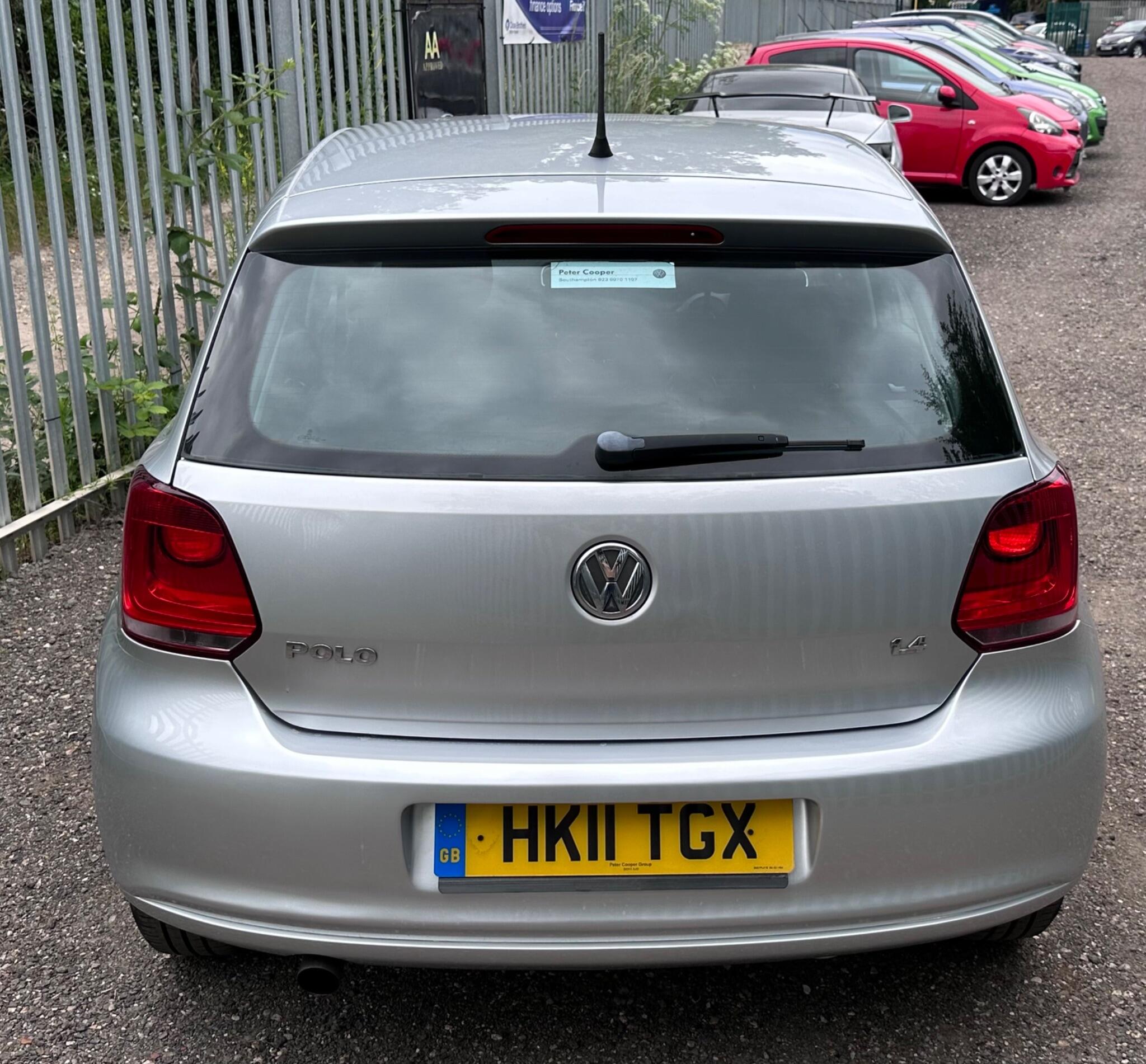 2011 Volkswagen Polo image 11