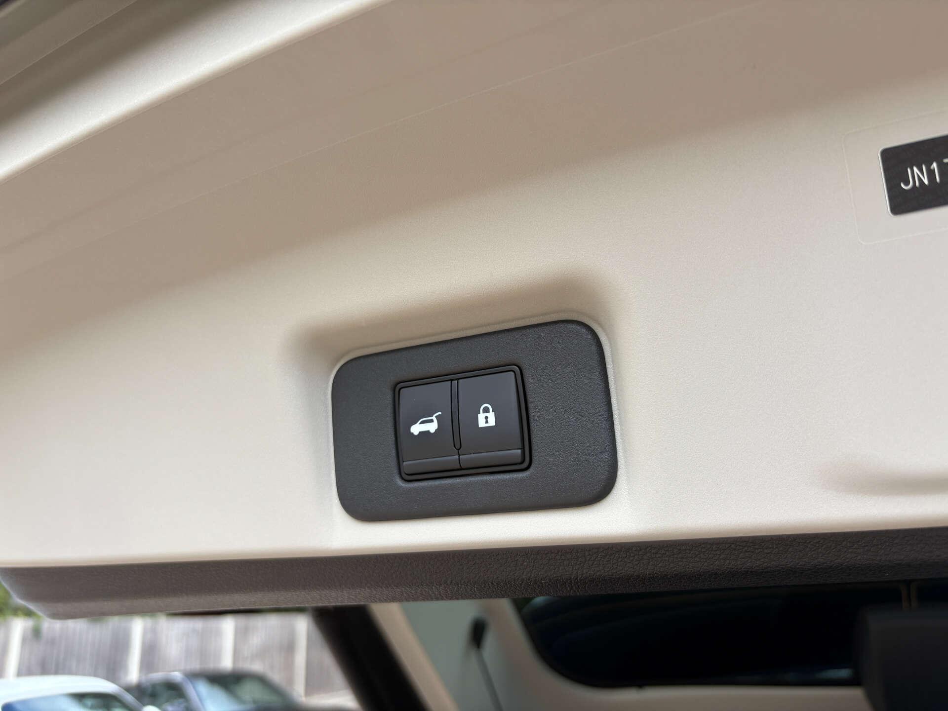 Nissan Ariya view 61