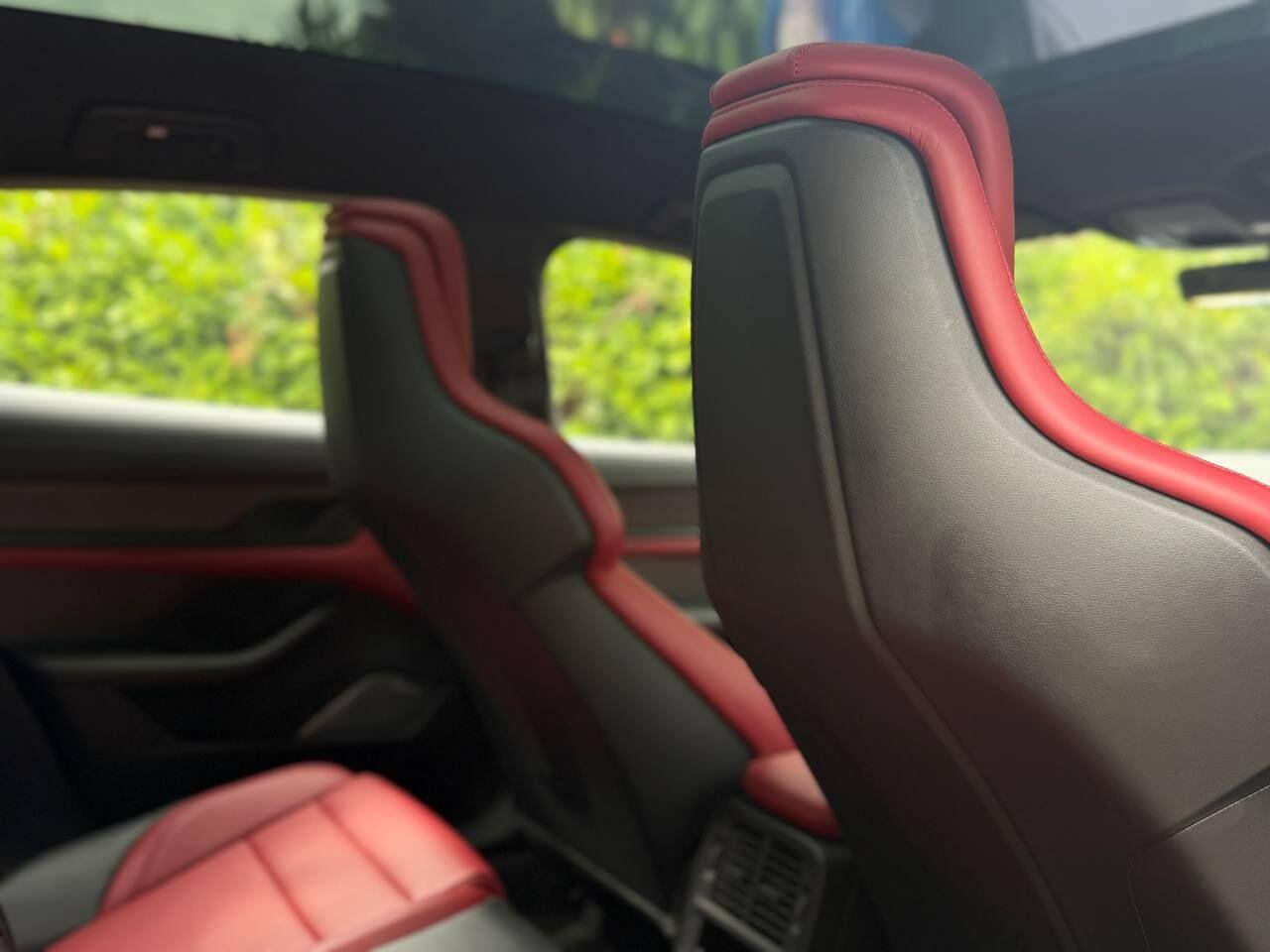 Porsche Taycan view 16