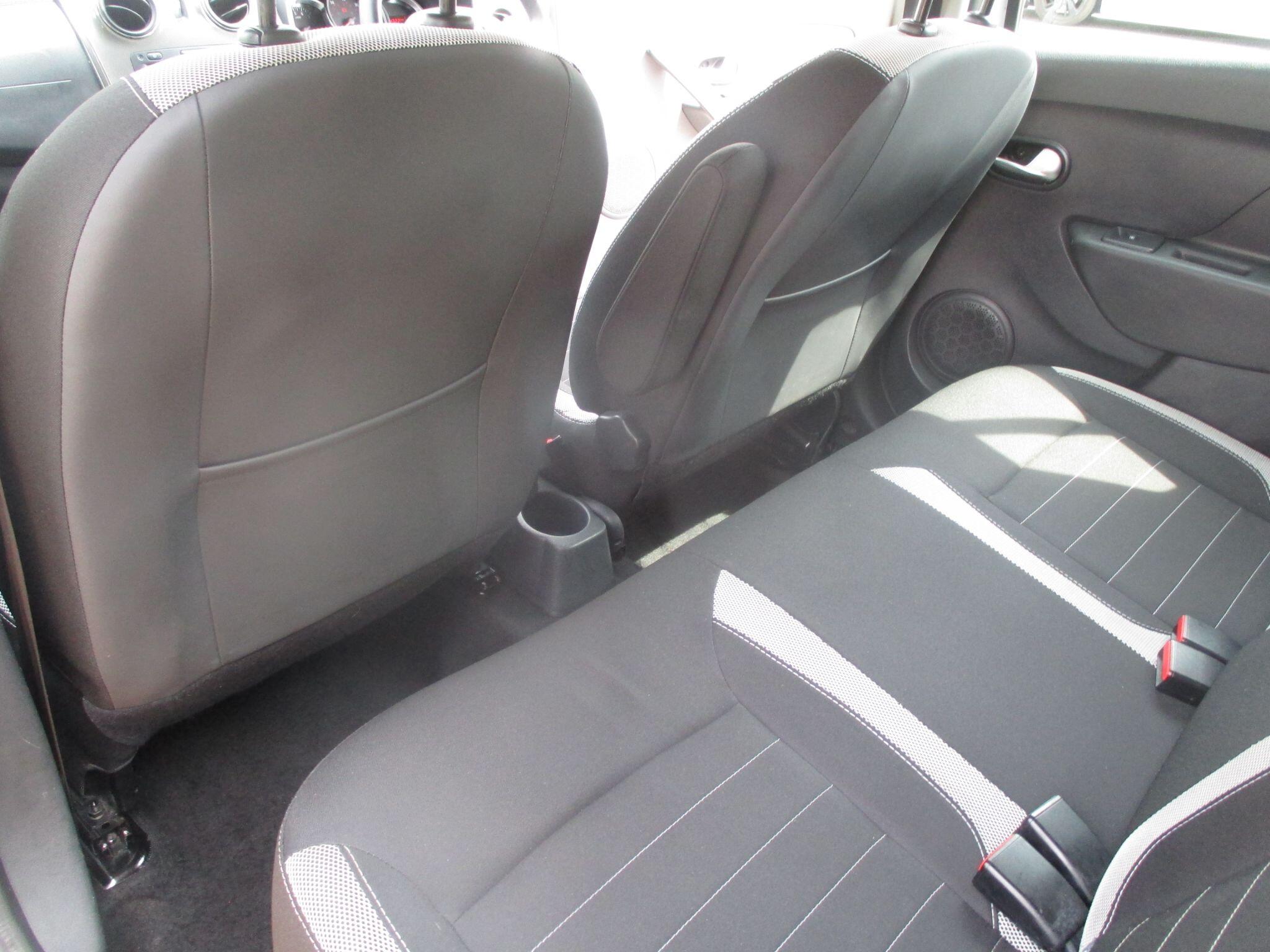 Dacia Logan MCV Stepway view 29