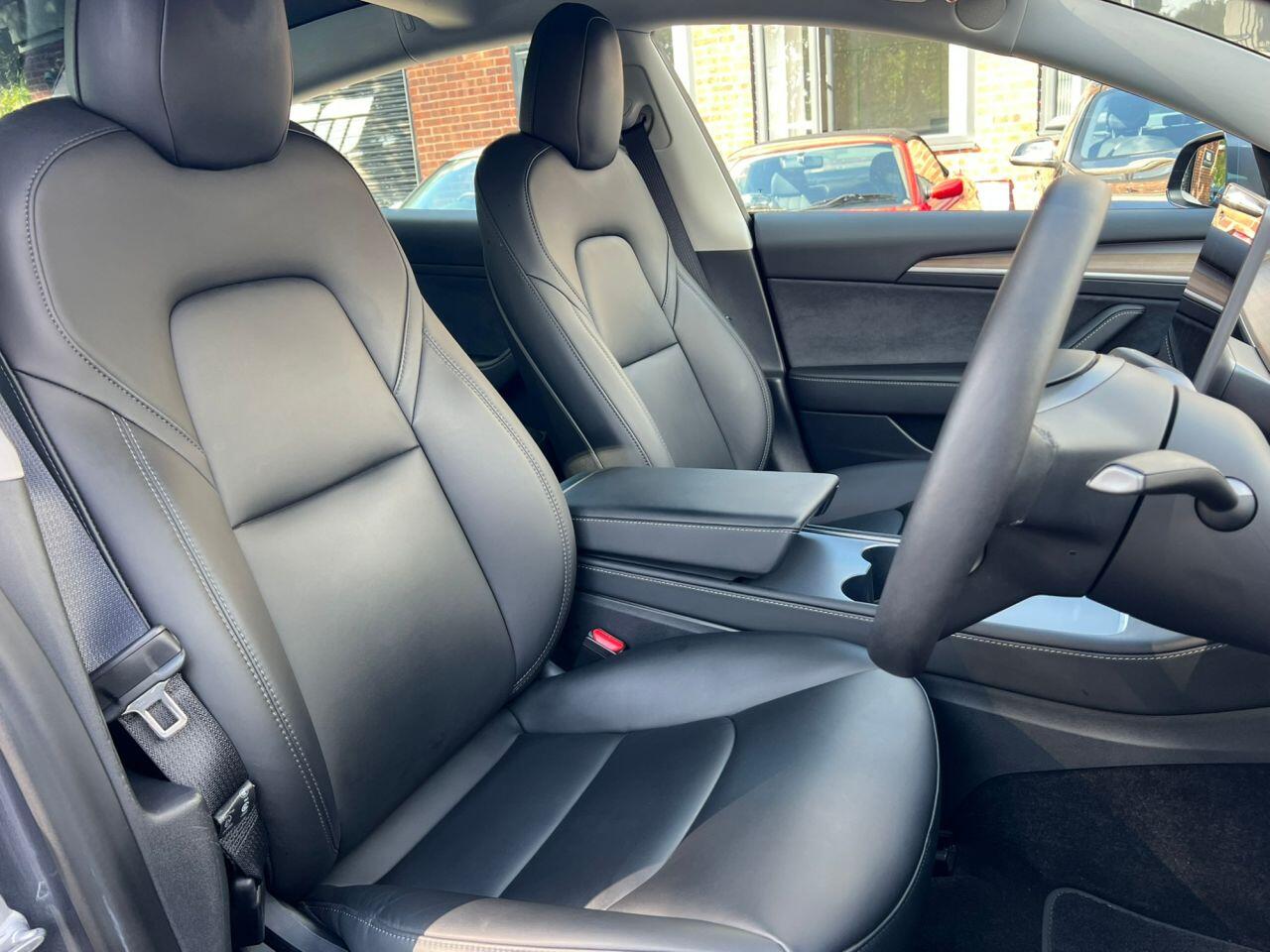 Tesla Model 3 view 17