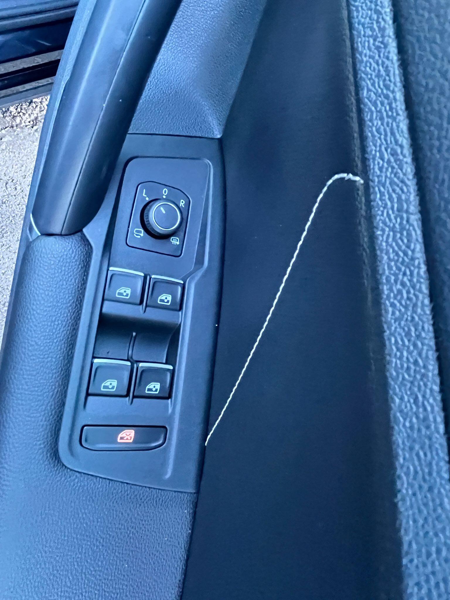 Volkswagen Tiguan view 14