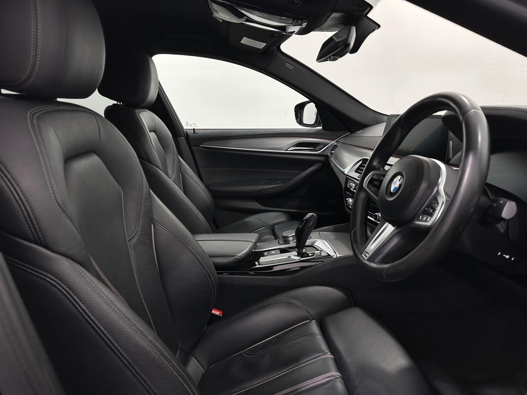 BMW 5 Series view 34