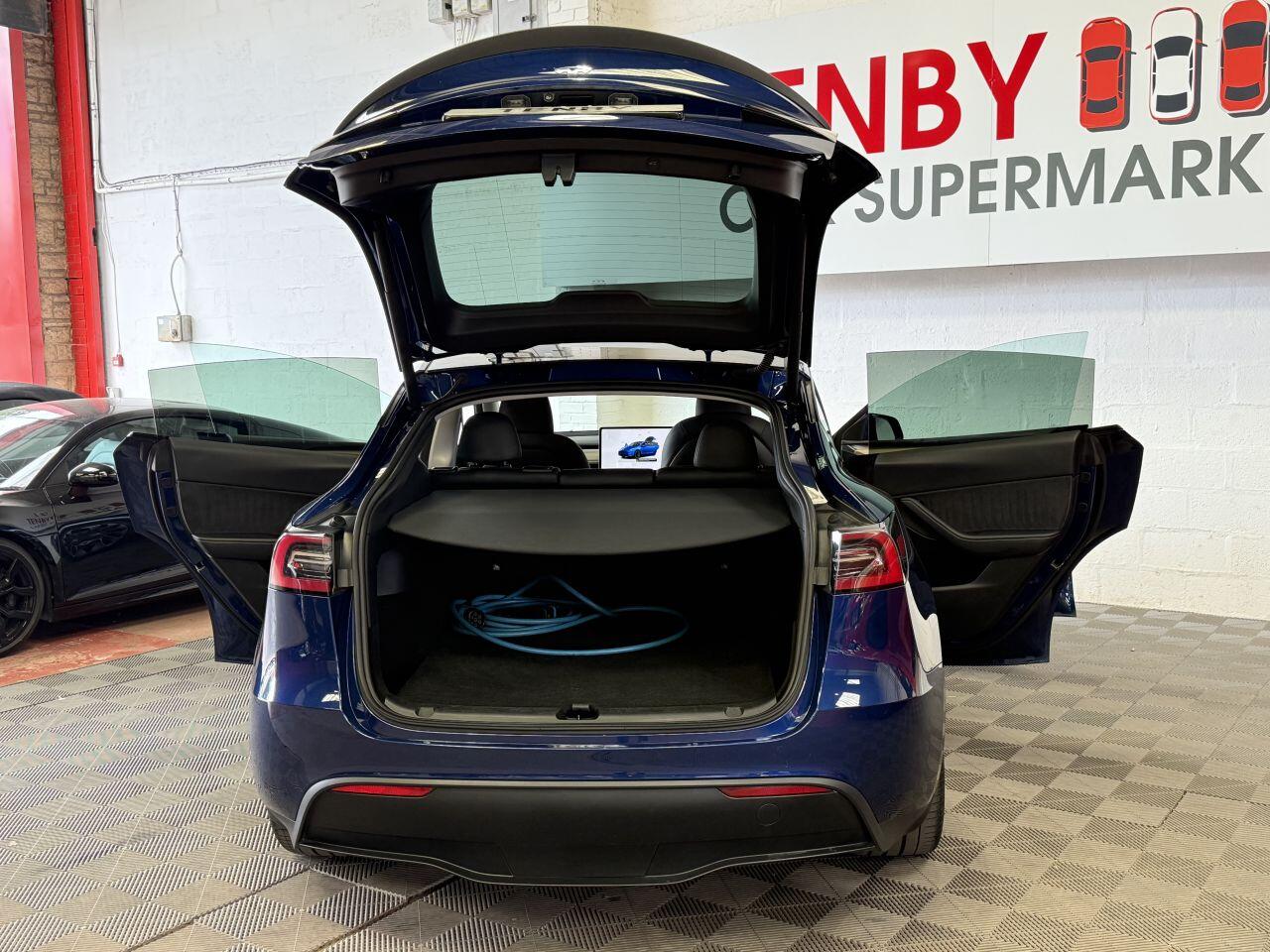 Tesla Model Y view 15