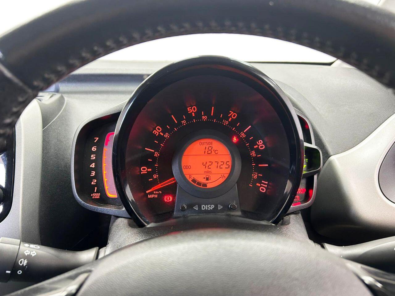 Toyota Aygo view 18