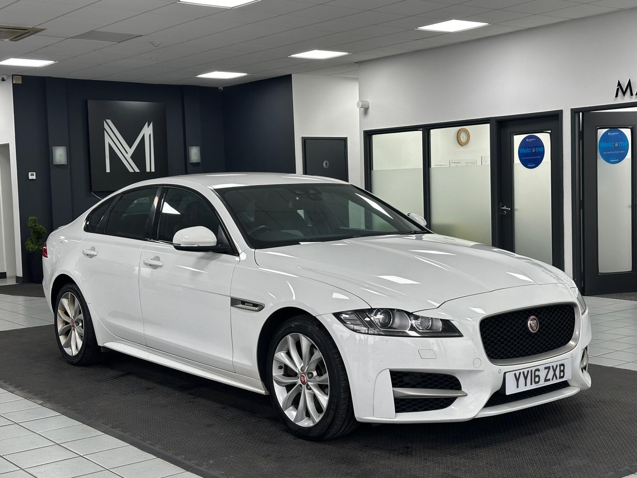 Jaguar XF main image