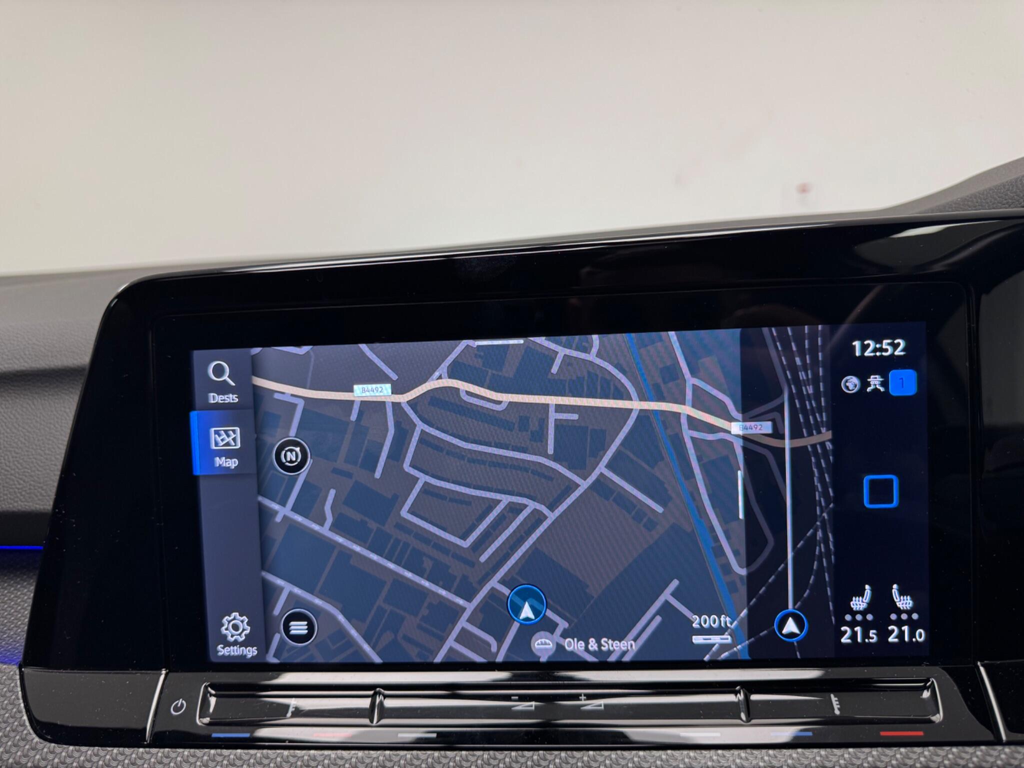 Volkswagen Golf view 24
