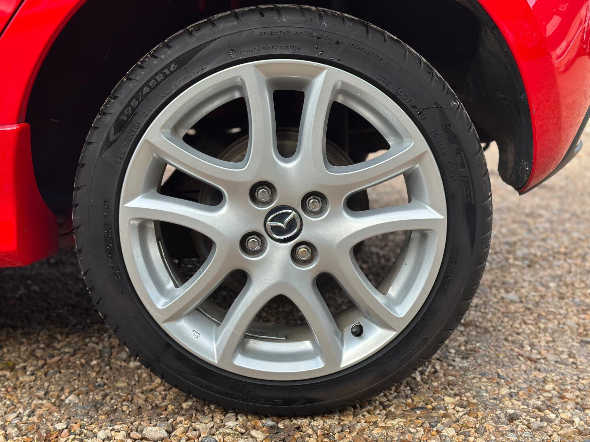 Mazda Mazda2 view 55
