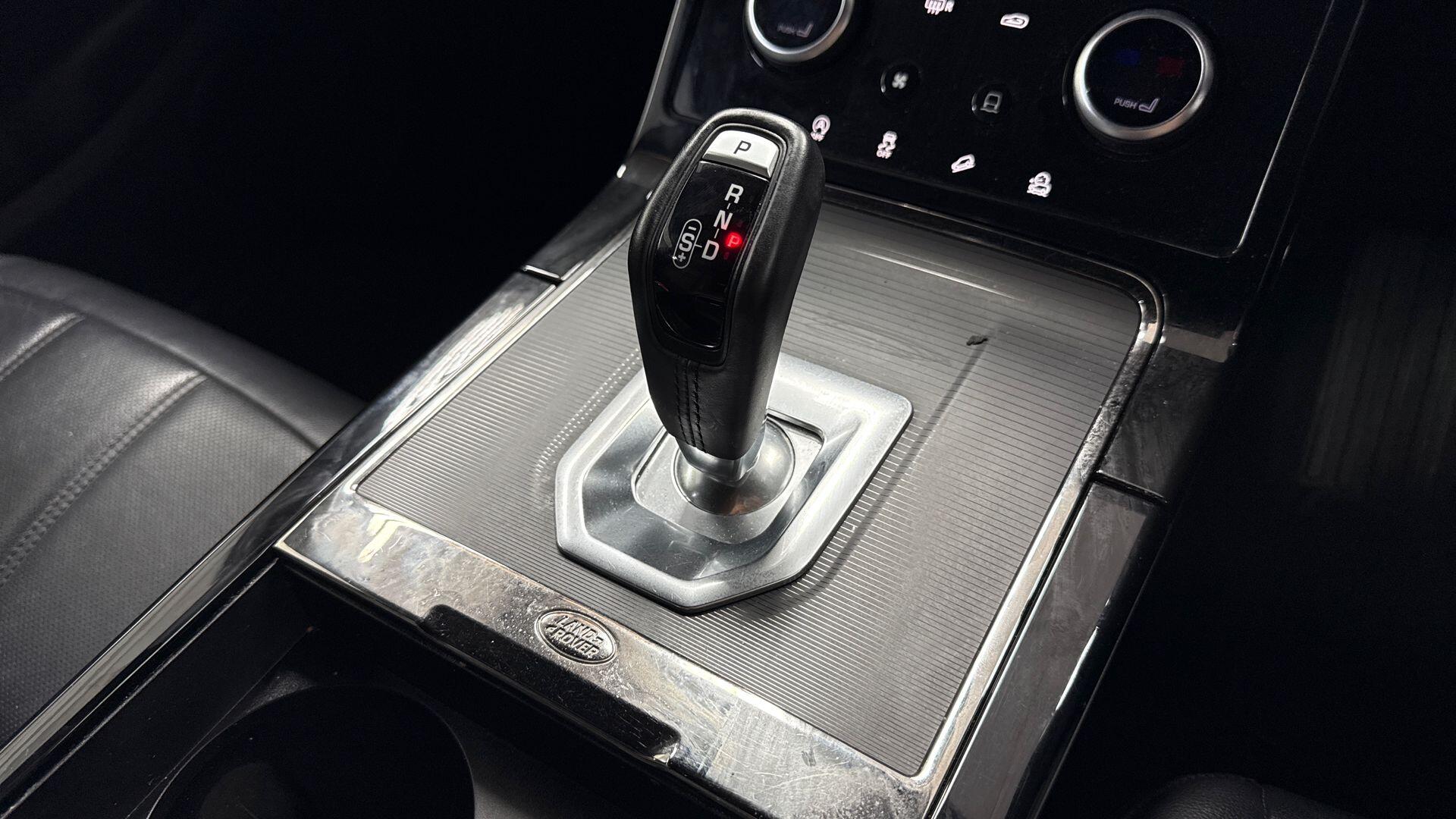 Land Rover Range Rover Evoque view 13