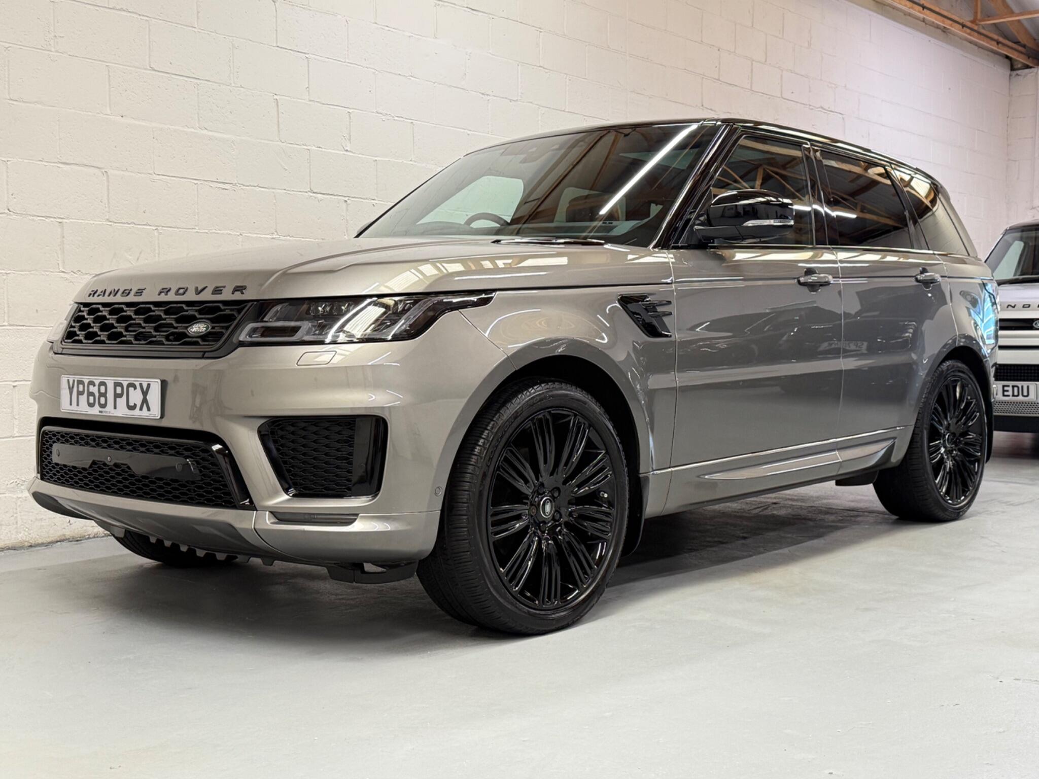 Land Rover Range Rover Sport view 8