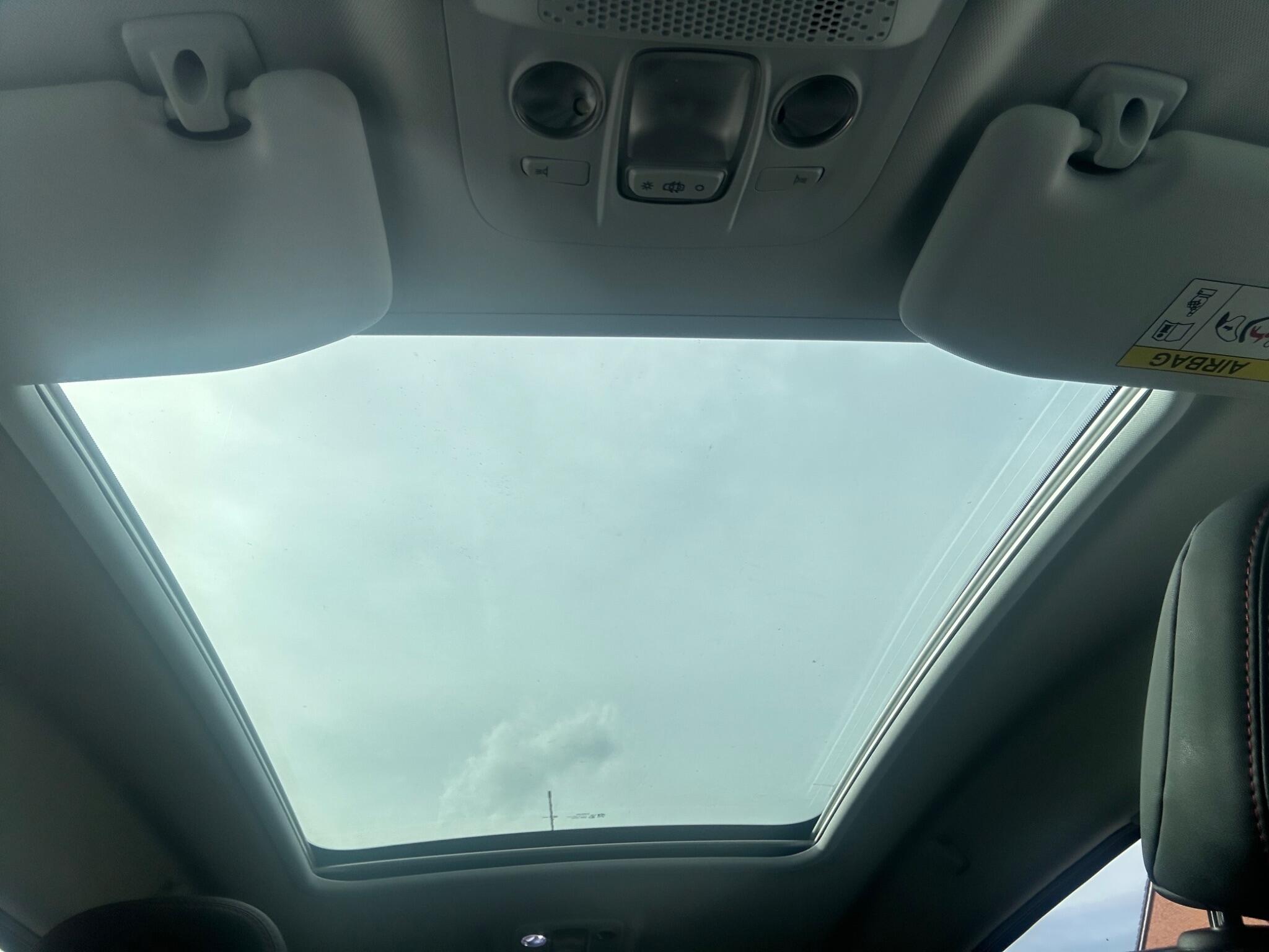Peugeot 2008 view 44